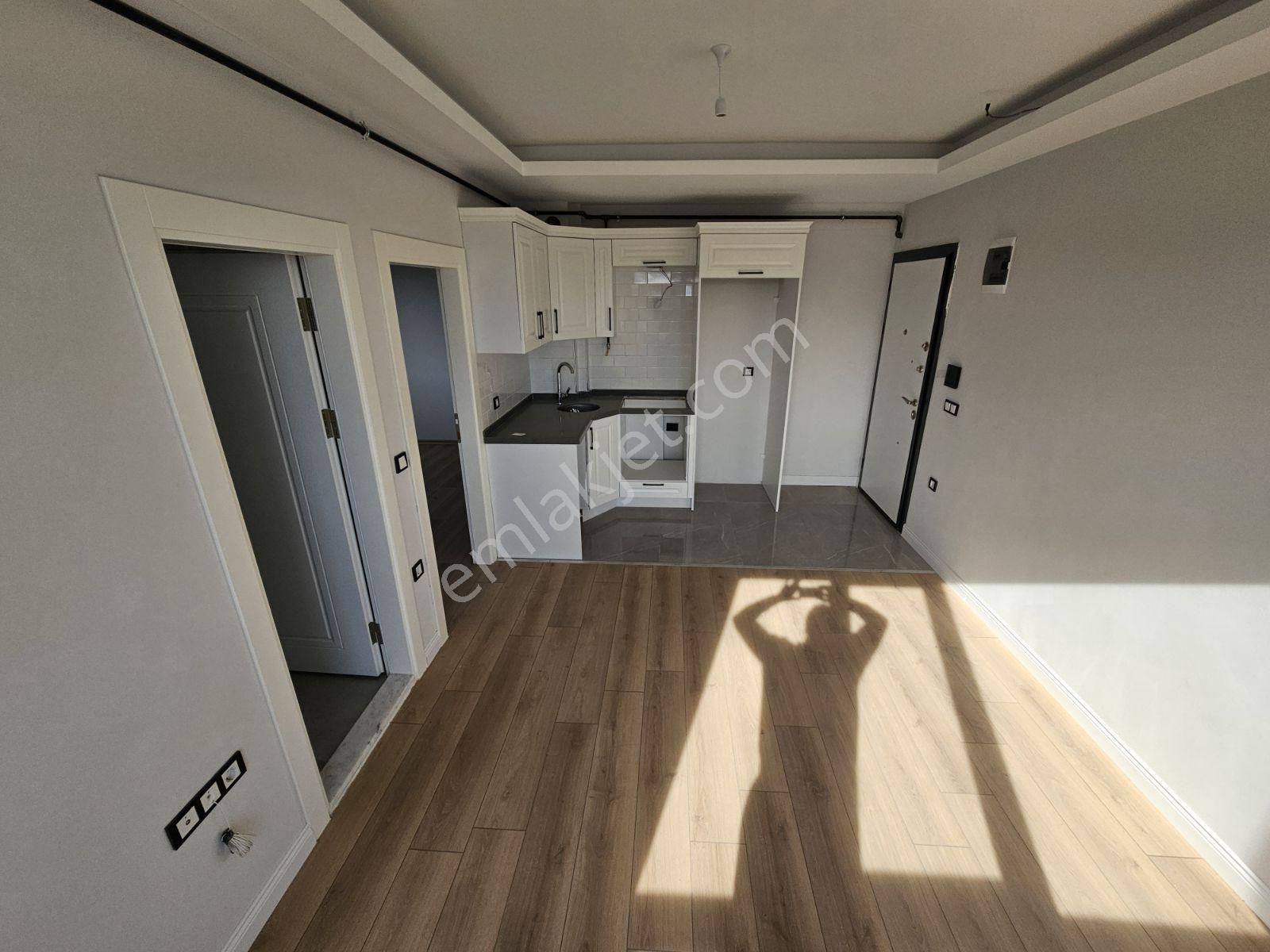 Körfez De Merkezi Konumda Satılık 1+1 Fırsat Daire - Görsel 11