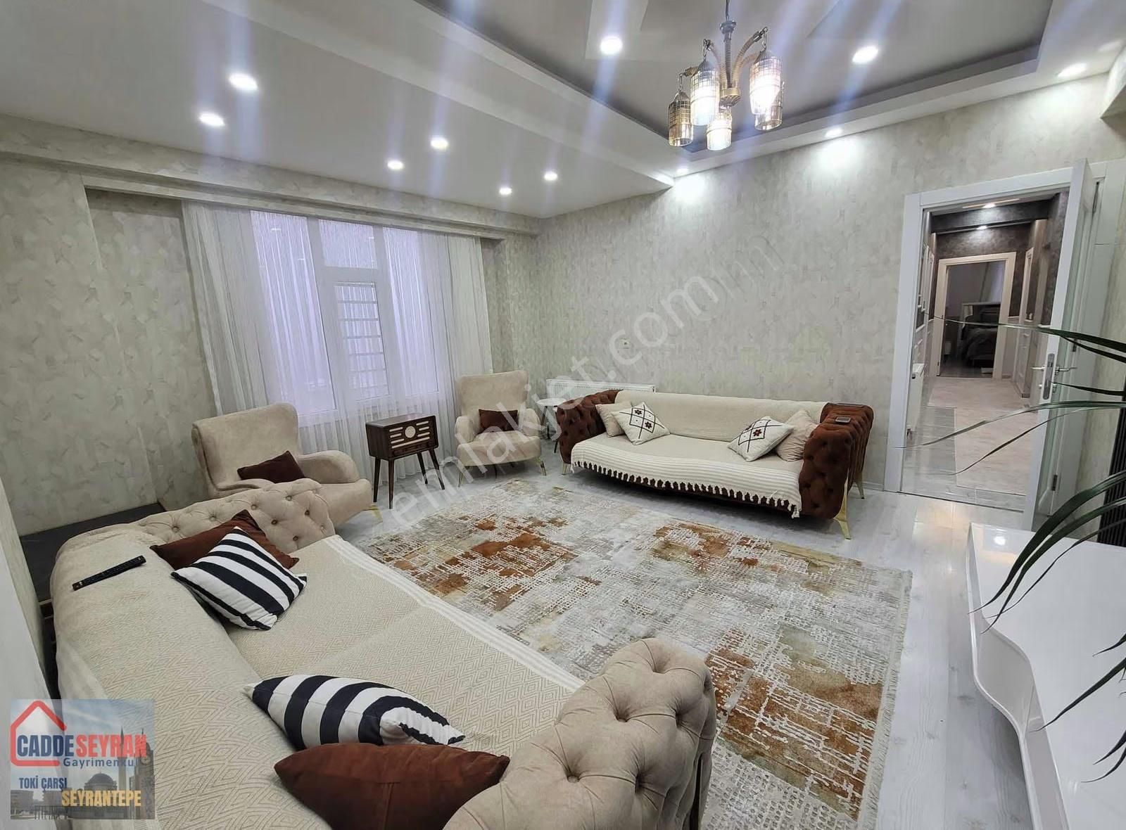 Cadde Seyrandan Satlık Mehmetcik Mah Öge Sitesinde