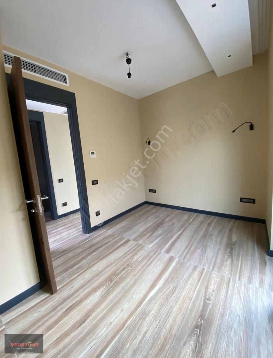 Bitez Asarlık'ta Deniz Manzaralı Plajlı 1+1 Residence - Görsel 14