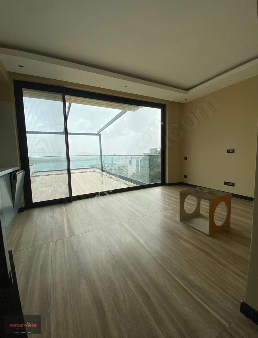 Bitez Asarlık'ta Deniz Manzaralı Plajlı 1+1 Residence - Görsel 15