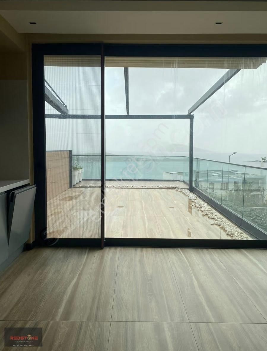 Bitez Asarlık'ta Deniz Manzaralı Plajlı 1+1 Residence - Görsel 10