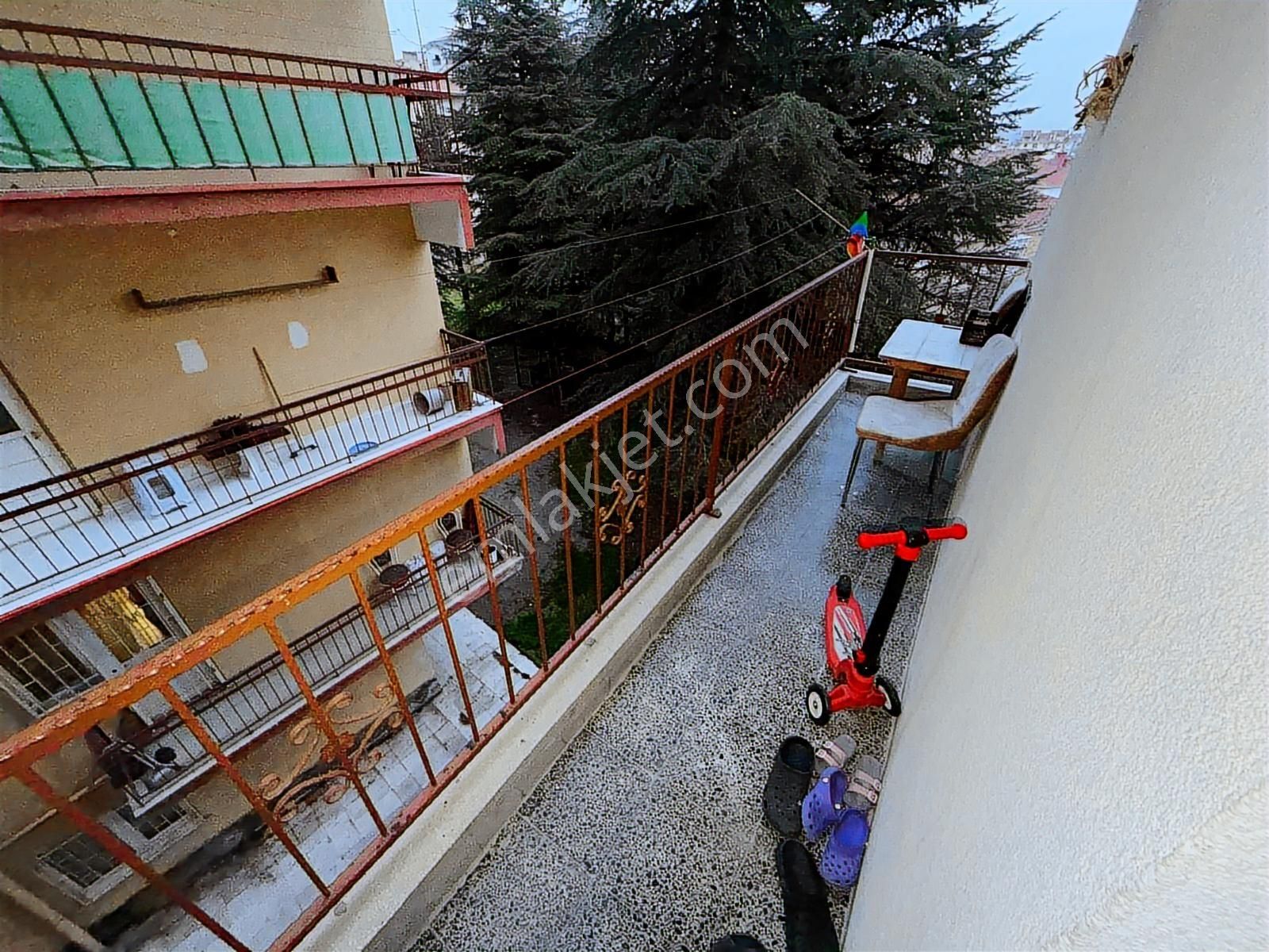 Kılıçsoy'dan Acil Kat Konumunda 3+1 Satılık - Görsel 18