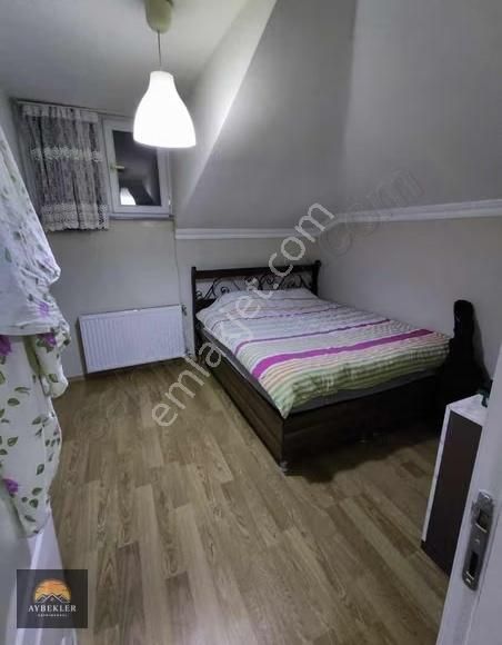 Güzelyurt Da Metrobüse Yakın 1+1 Eşyalı Dublex Üstü - Görsel 9