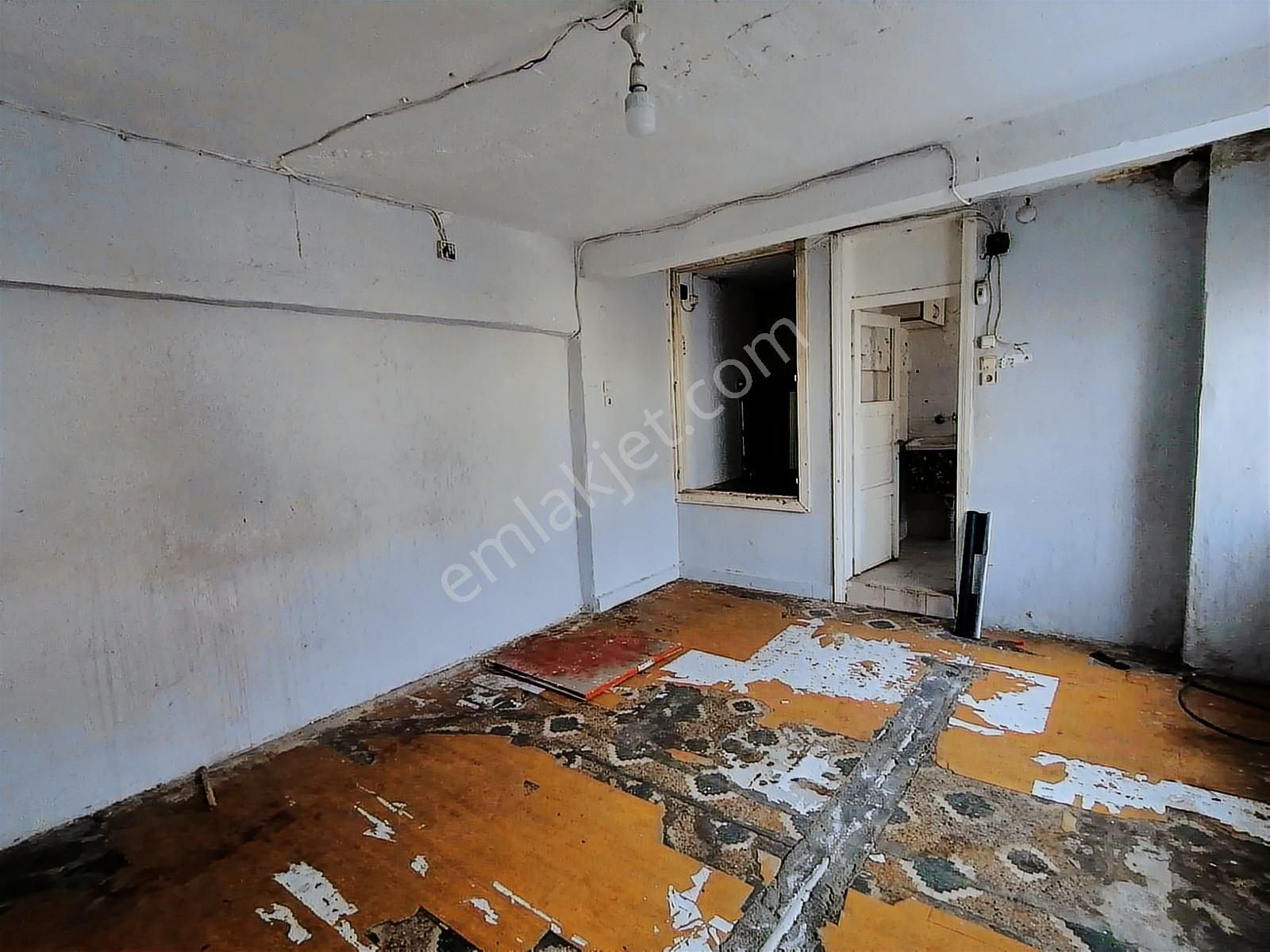 Çarşı Tepebağ Abidin Paşa Da Hasarsız İskanlı Krediye Uygun 2+1 - Görsel 17