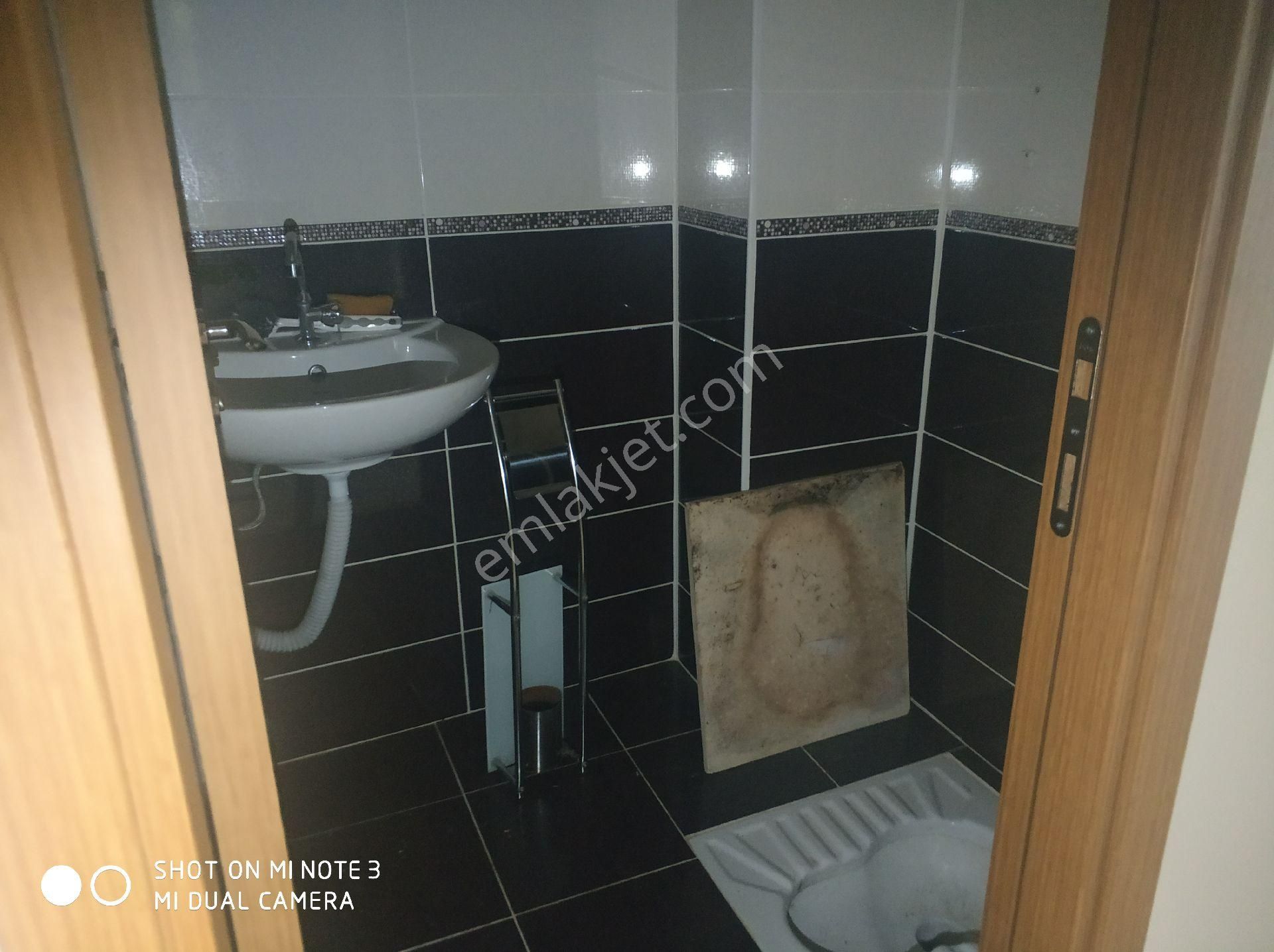 Sıhhiye Meydanında Kiralık 3+1 Asansörlü Ara Kat Daire - Görsel 9