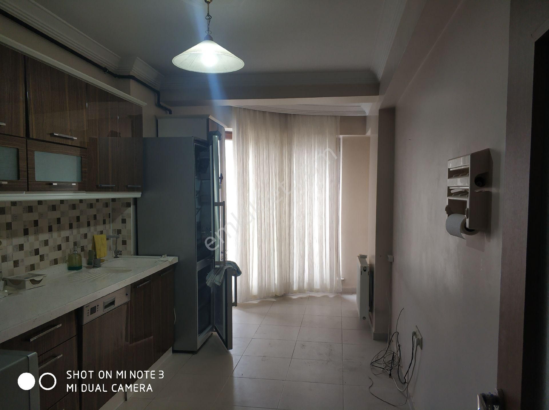 Sıhhiye Meydanında Kiralık 3+1 Asansörlü Ara Kat Daire - Görsel 19