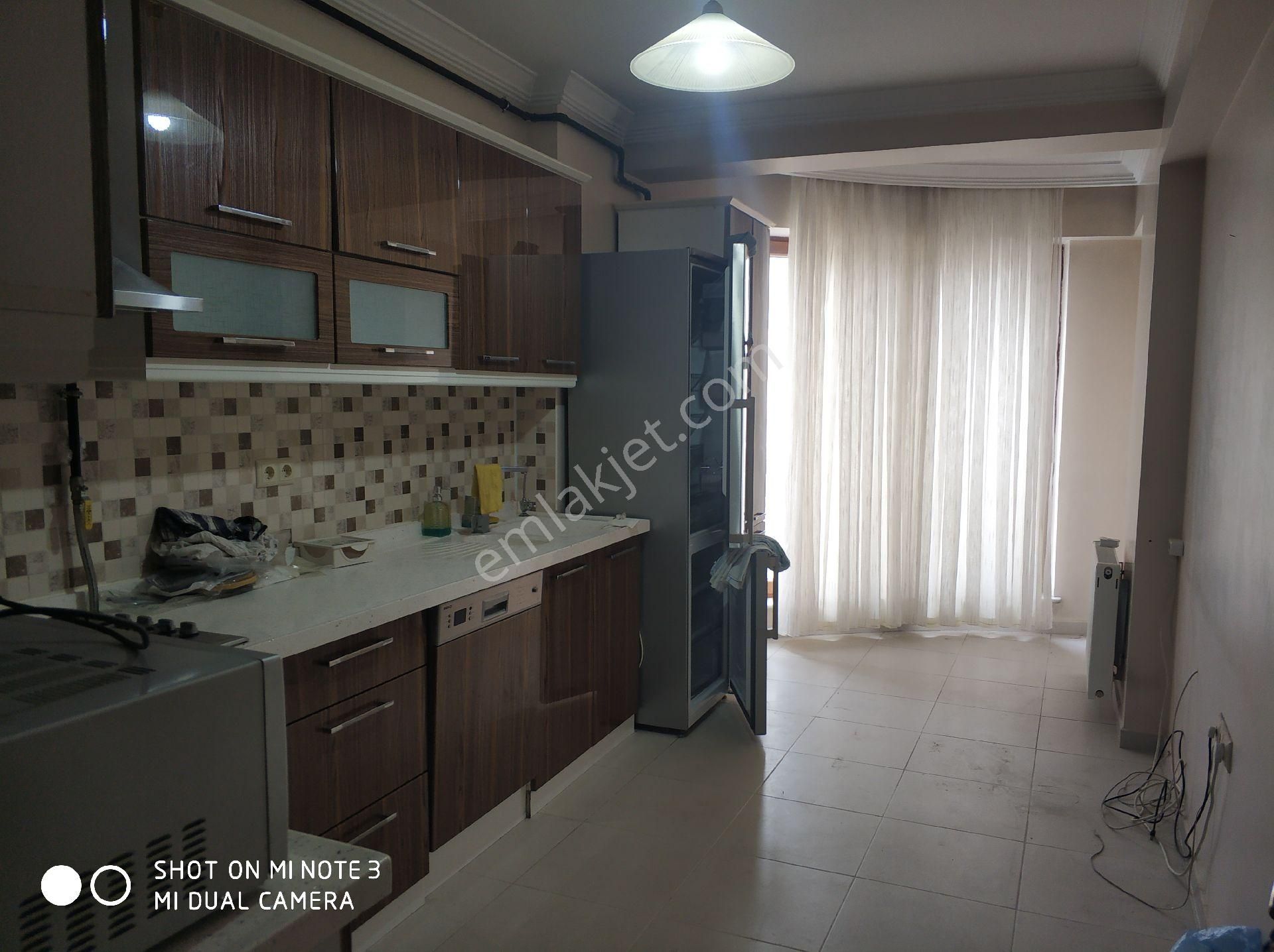 Sıhhiye Meydanında Kiralık 3+1 Asansörlü Ara Kat Daire - Görsel 13