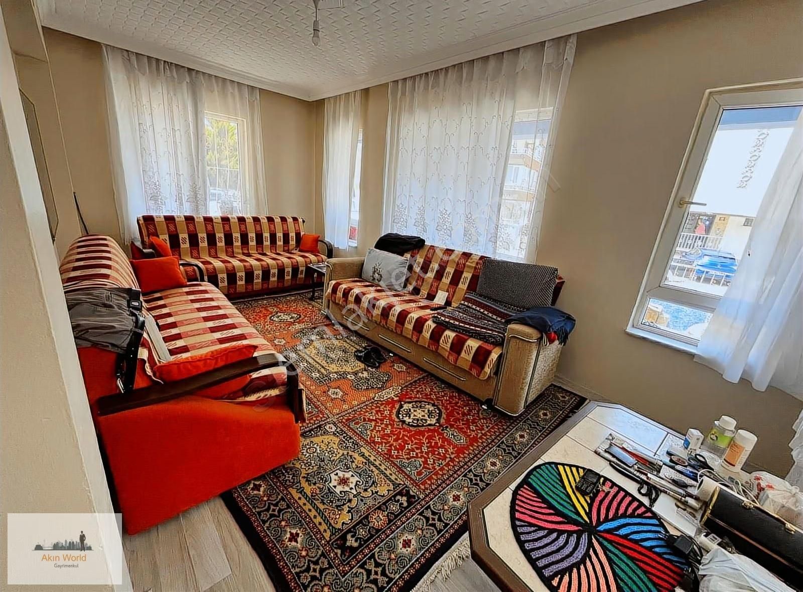 Şafak Mahallesi Kentgros Market Yakını 3+1 Daire