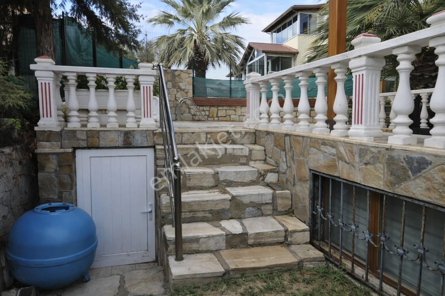 Kuşadası Satılık Villa | Site İçi | Müstakil Havuz Ve Bahçeli - Görsel 21