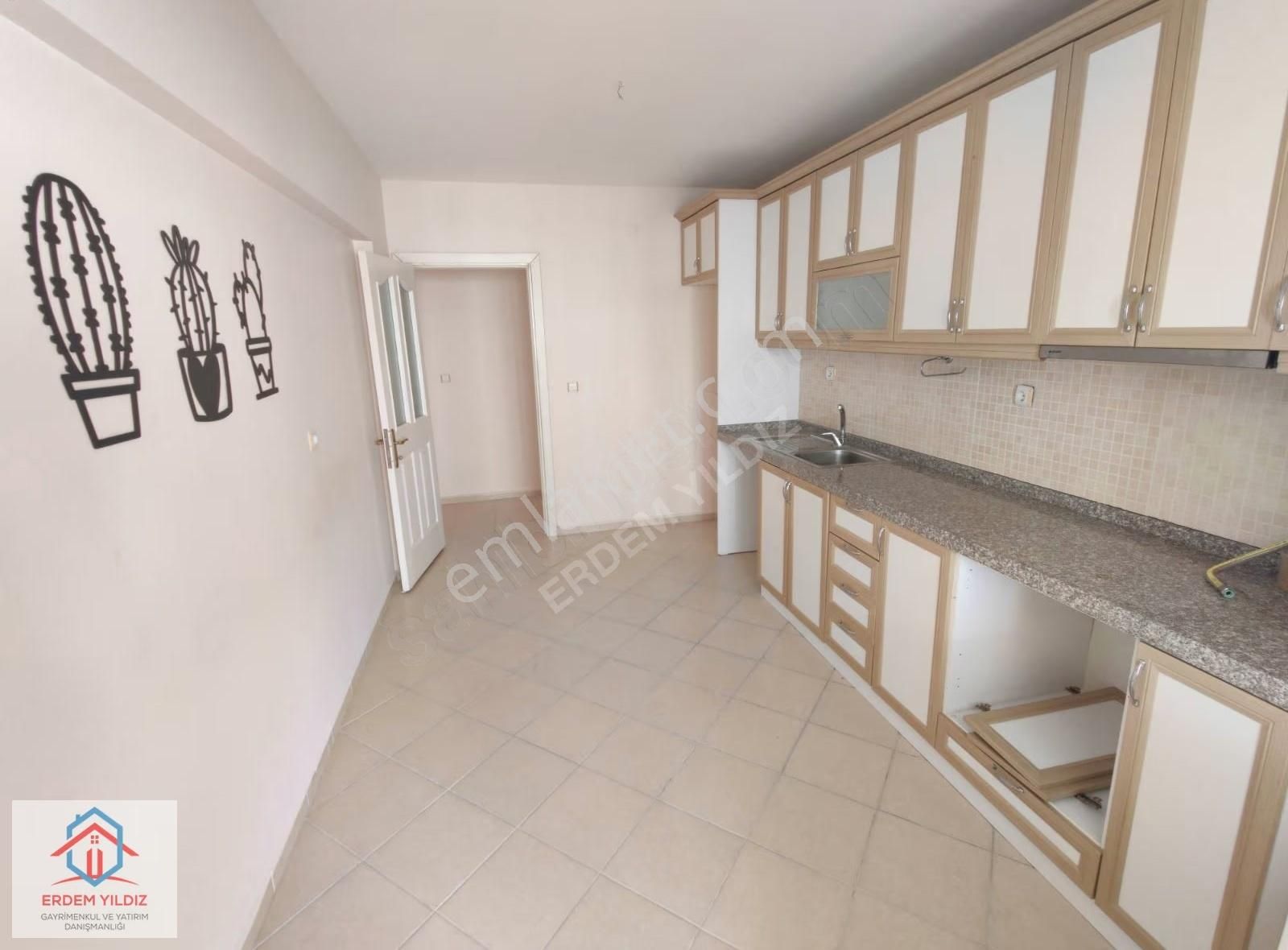 Erdem Yıldız'dan Nilüfer Özlüce Bulvarı 150 M² Kiralık Daire - Görsel 3