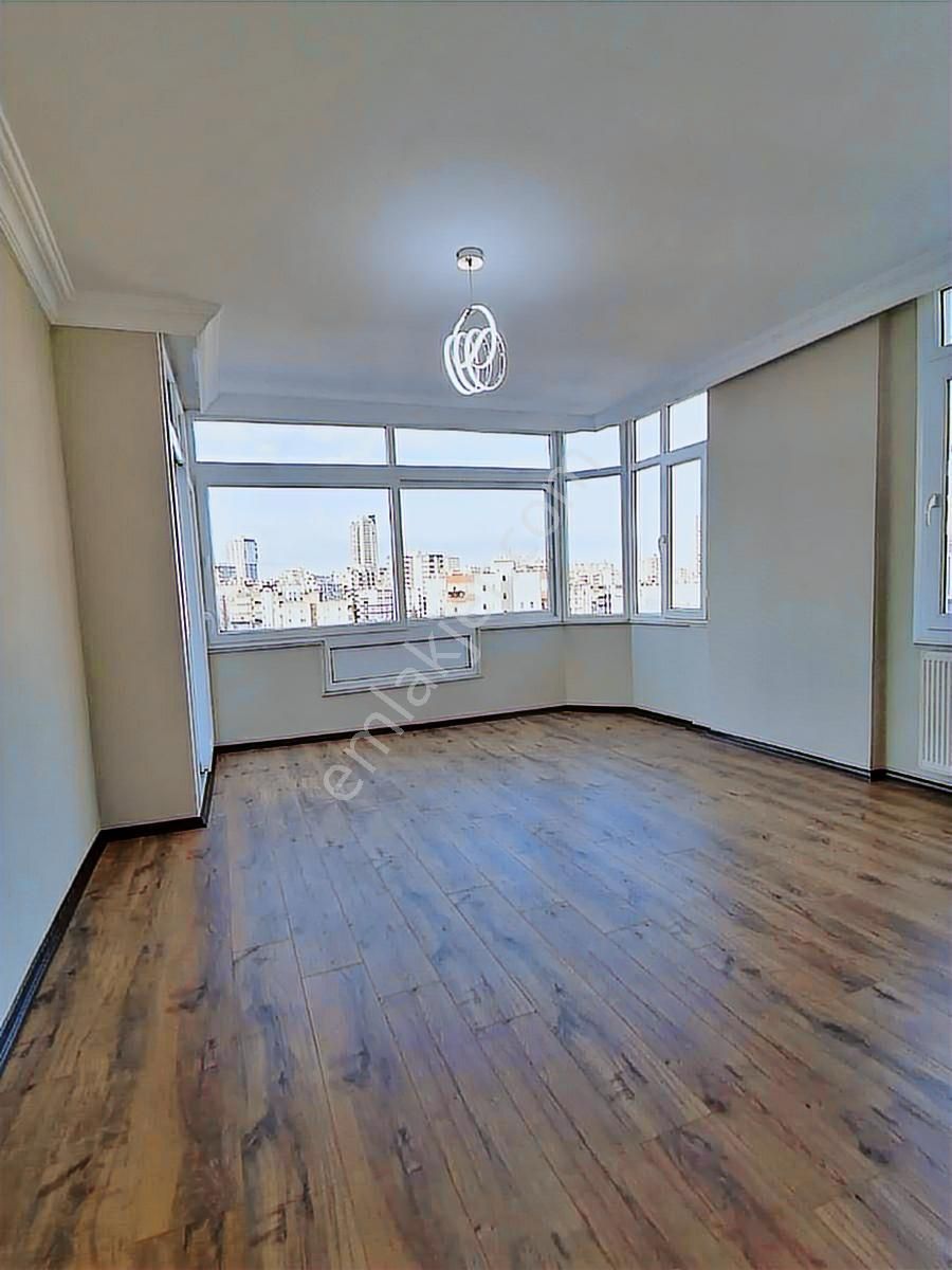 Kenan Evrende Merkezi Konumlu Hasarsız İçi Full Yapılı 3+1 K.m. - Görsel 4