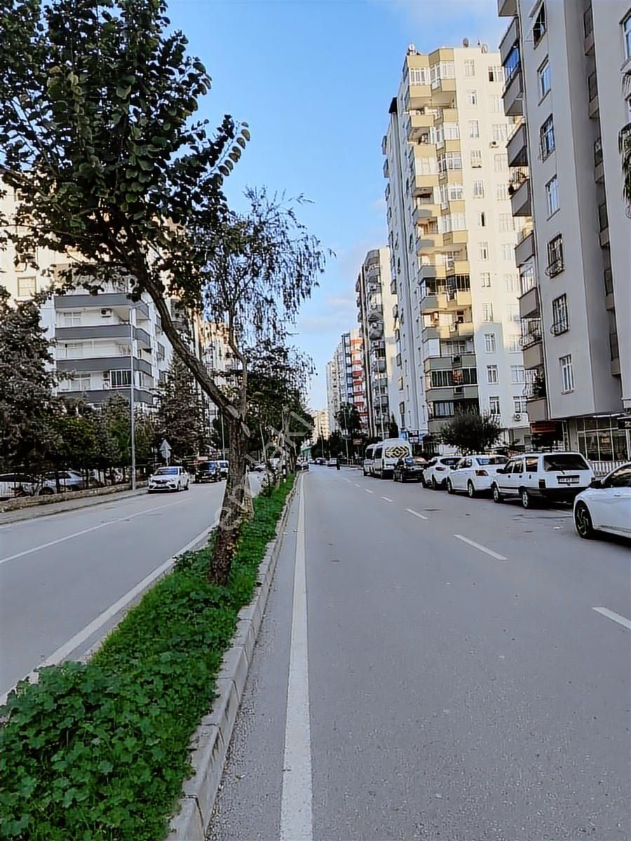 Kenan Evrende Merkezi Konumlu Hasarsız İçi Full Yapılı 3+1 K.m. - Görsel 25