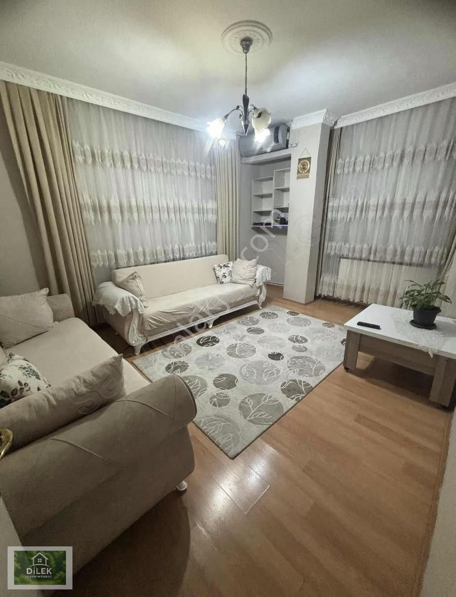 Halkalı Gumruk Yolu Yakını Satılık Hısselı Daıre Arakat Balkonlu - Görsel 8