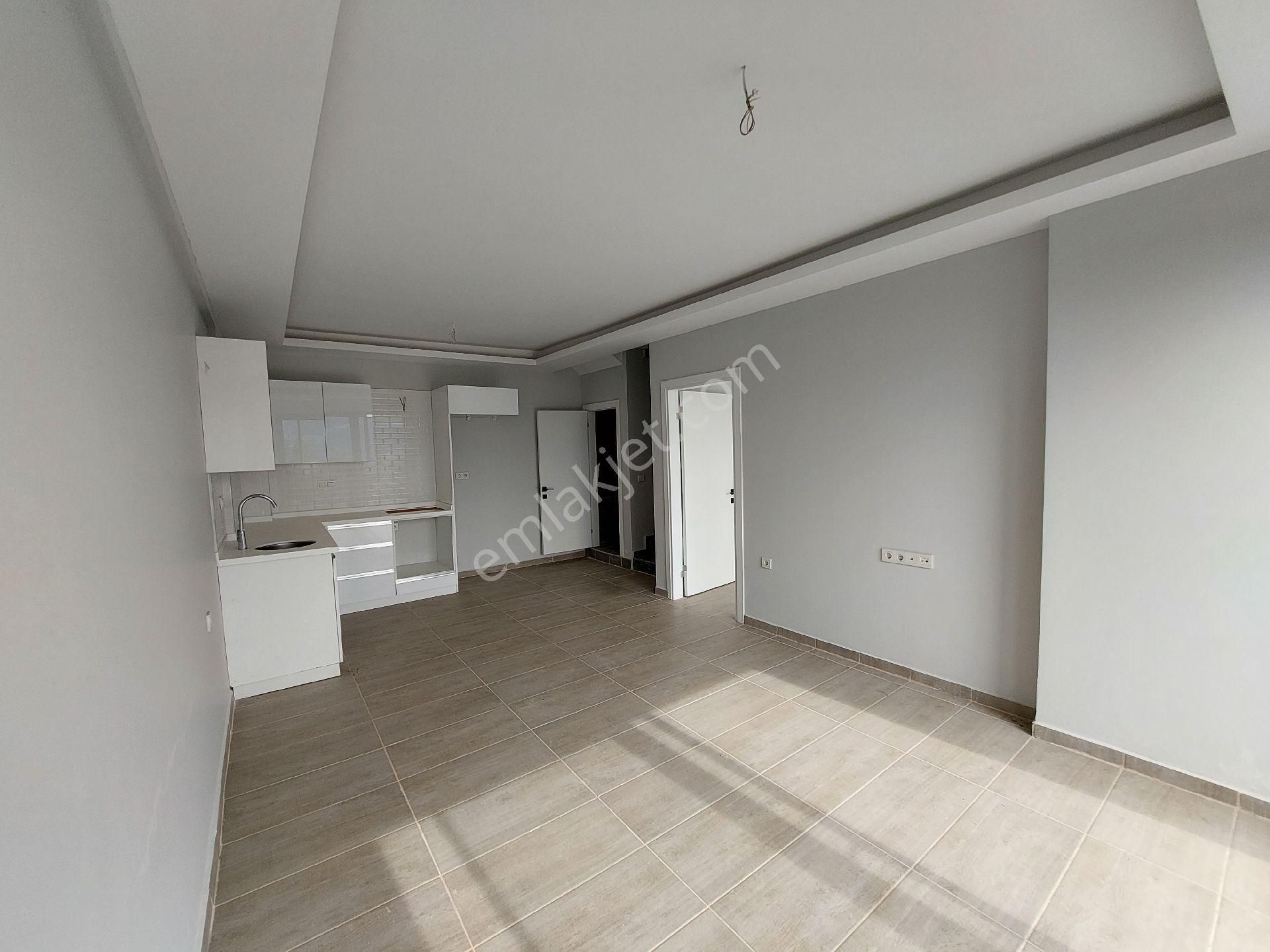 Denize 800m Villa 3+1 Havuzlu, Otoparklı Kendi Plaj (beach)alanı Mevcuttur - Görsel 31