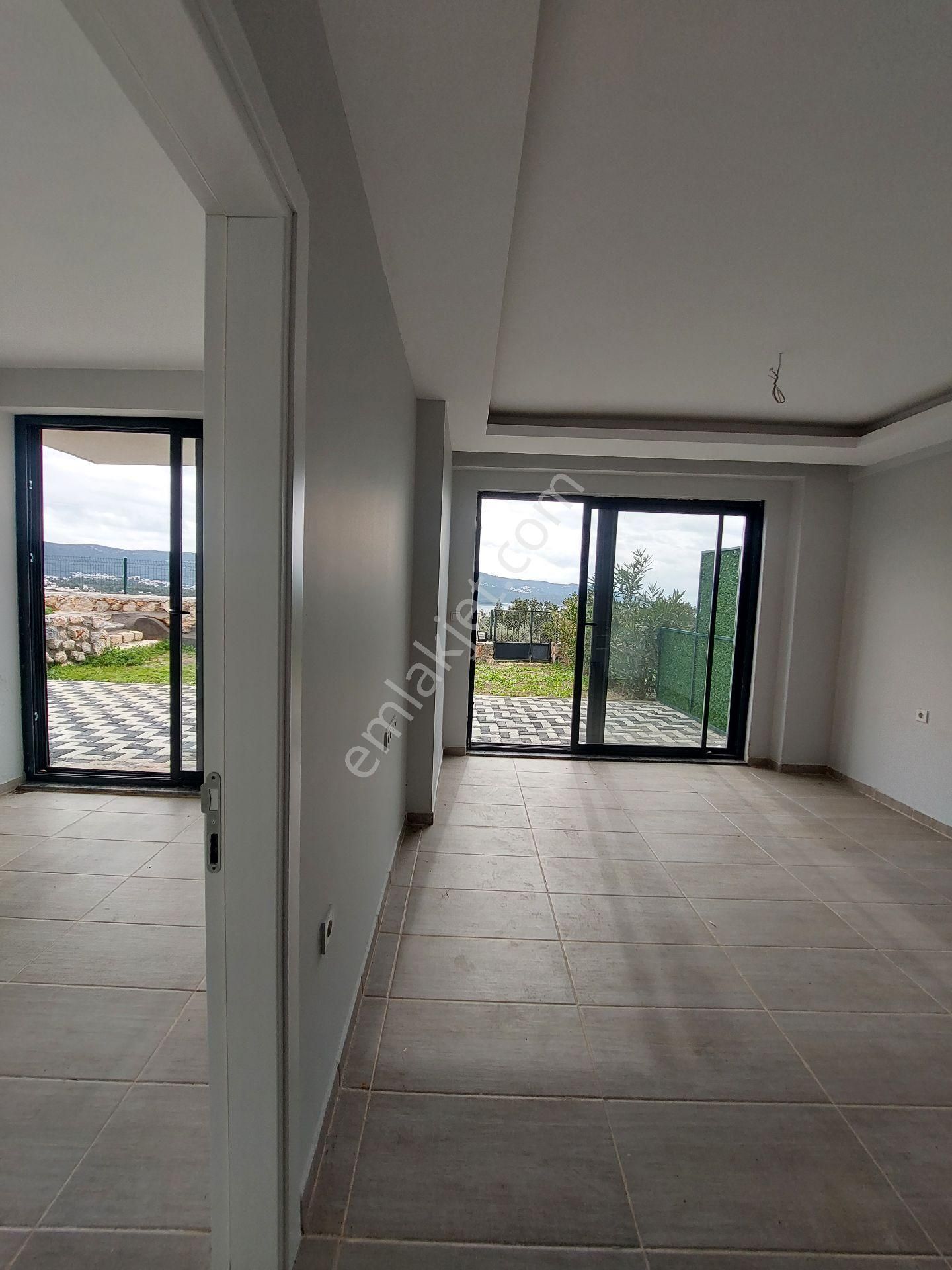 Denize 800m Villa 3+1 Havuzlu, Otoparklı Kendi Plaj (beach)alanı Mevcuttur - Görsel 10