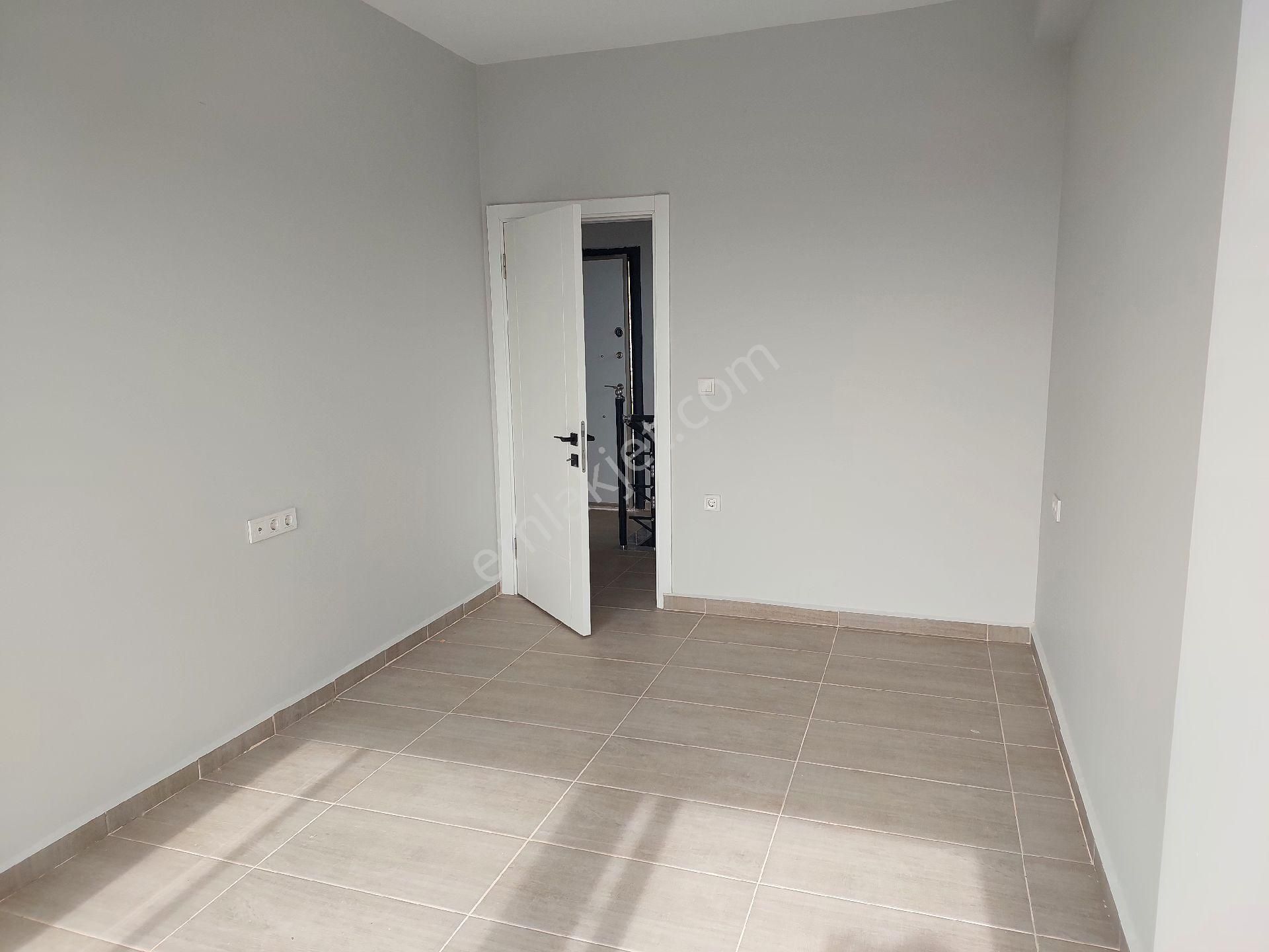Denize 800m Villa 3+1 Havuzlu, Otoparklı Kendi Plaj (beach)alanı Mevcuttur - Görsel 18