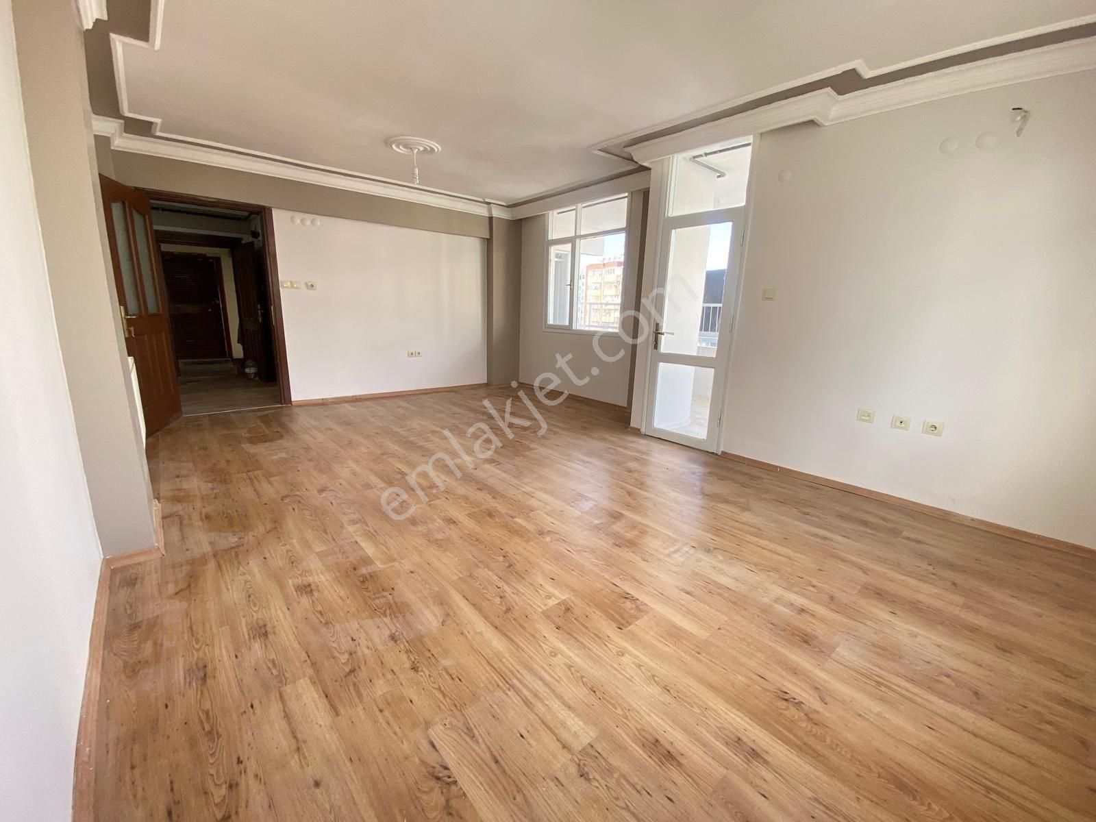 Turgut Özal Da Merkezi Konum İçi Yapılı Az Katlı Binada 3+1 K.m - Görsel 2