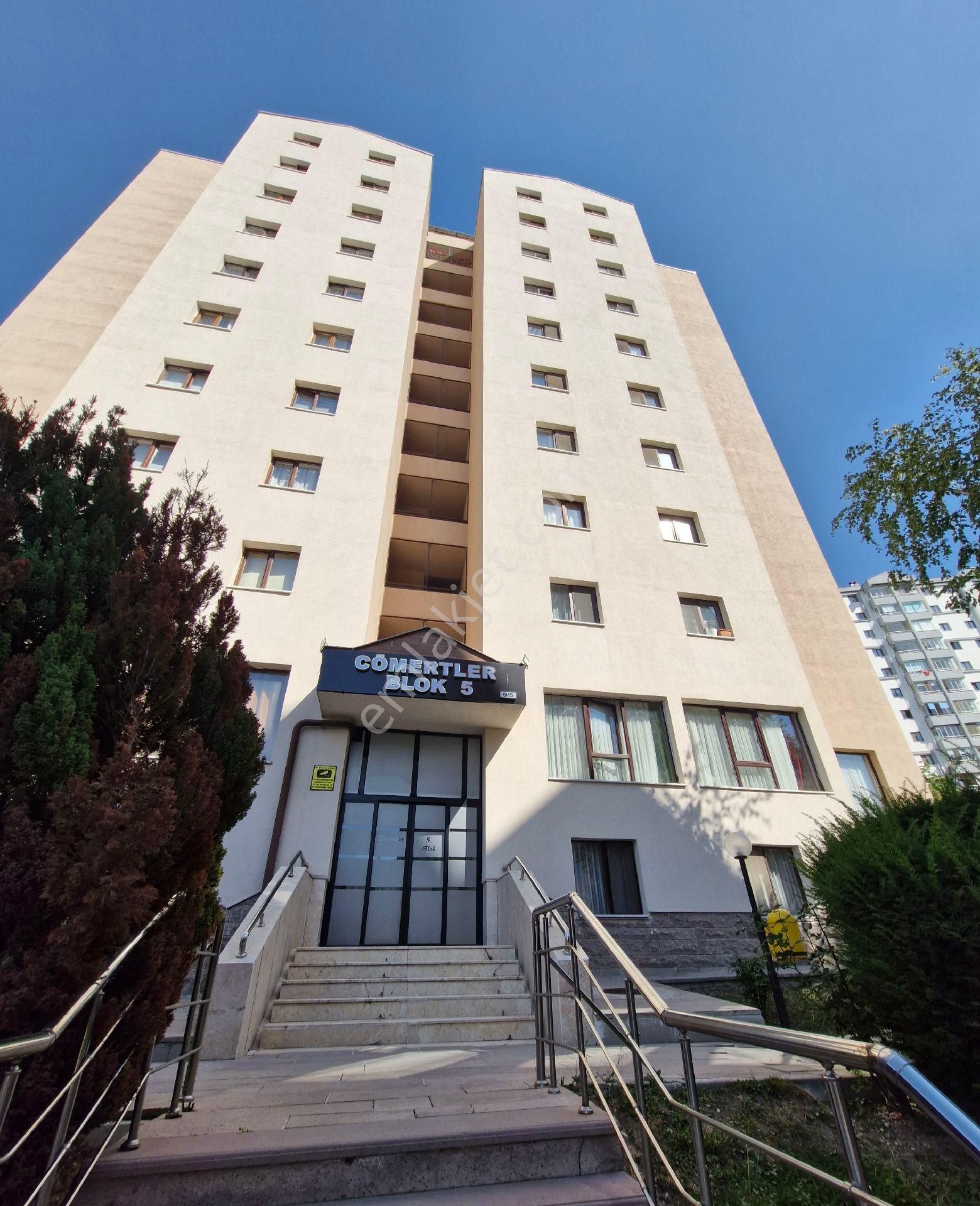Cömertler Sitesi 5 Nci Blok'ta Satılık