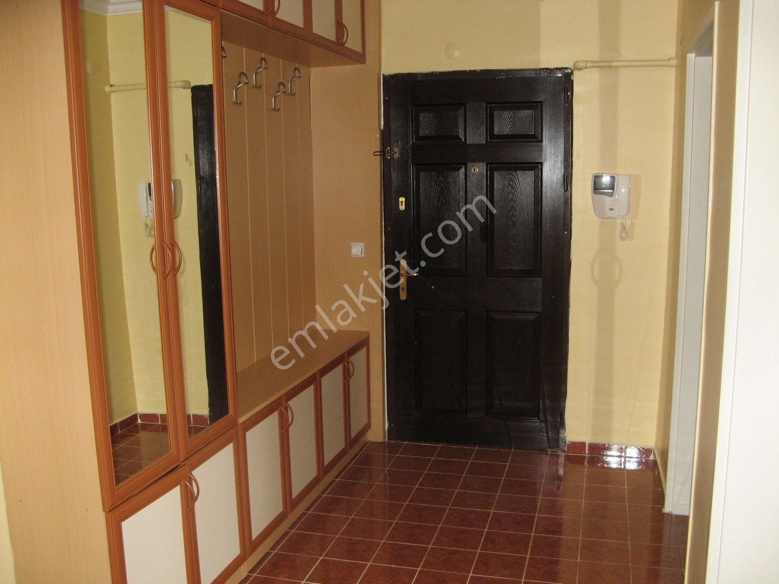 Cömertler Sitesi 5 Nci Blok'ta Satılık - Görsel 12