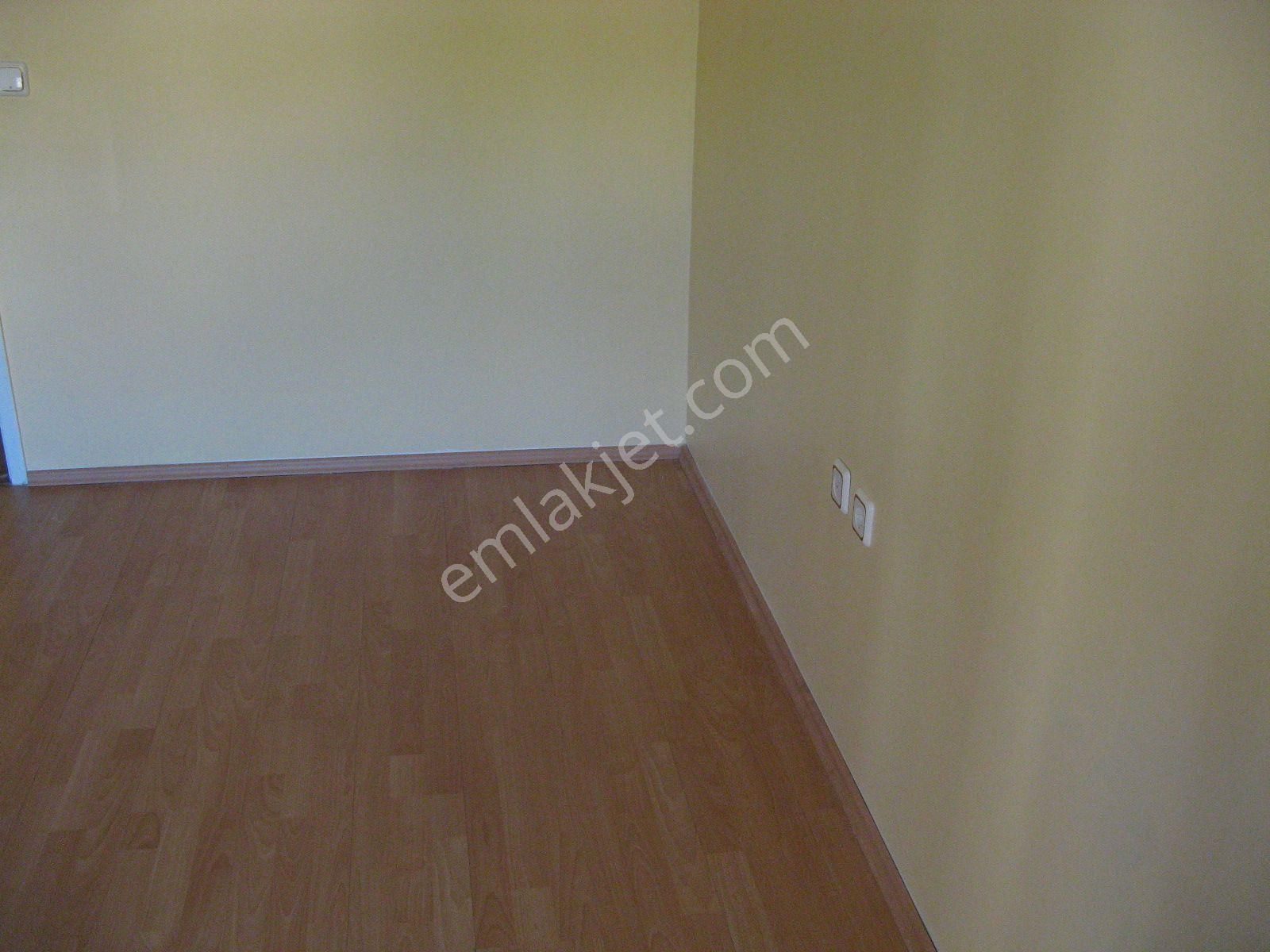 Cömertler Sitesi 5 Nci Blok'ta Satılık - Görsel 11