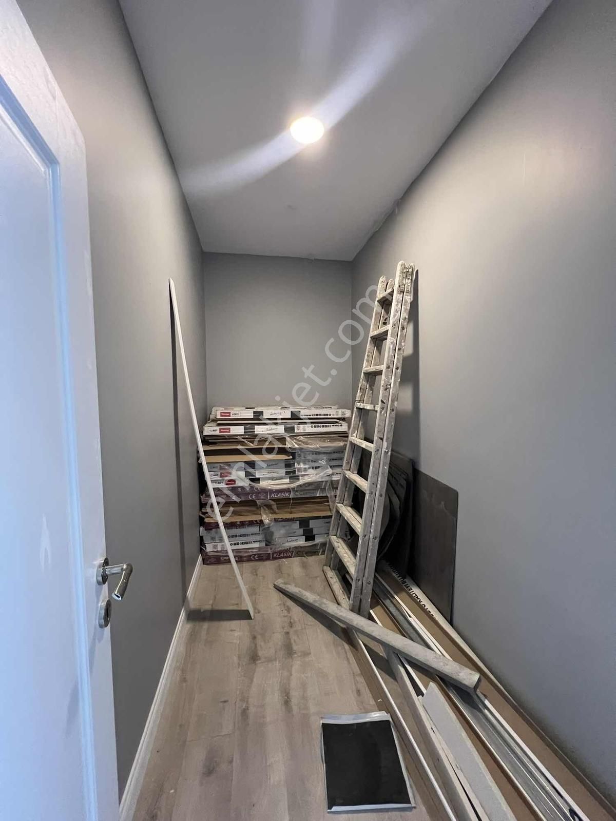 Demircide Panoromik Vadi Manzaralı Tripleks Villa - Görsel 13