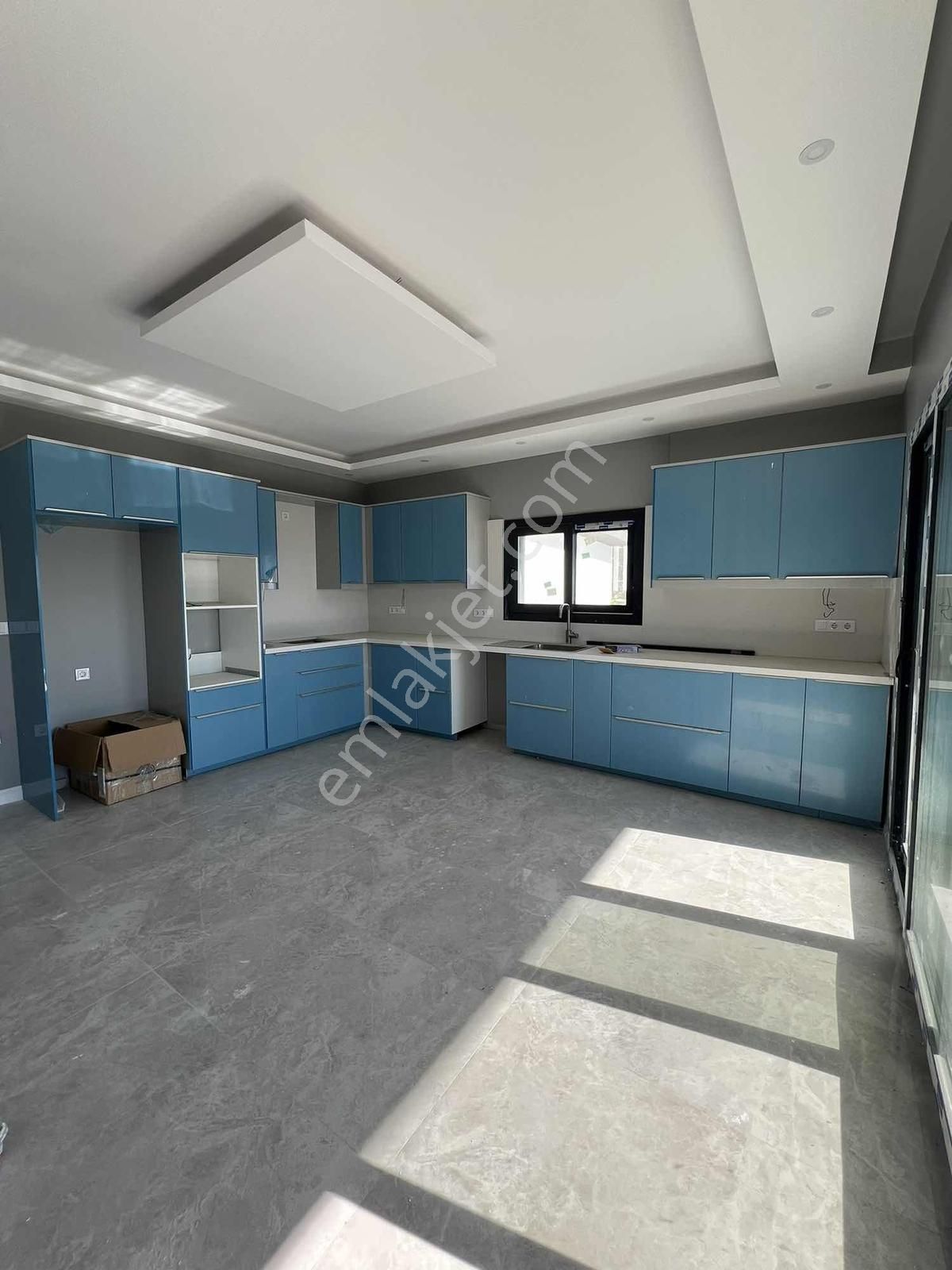 Demircide Panoromik Vadi Manzaralı Tripleks Villa - Görsel 2