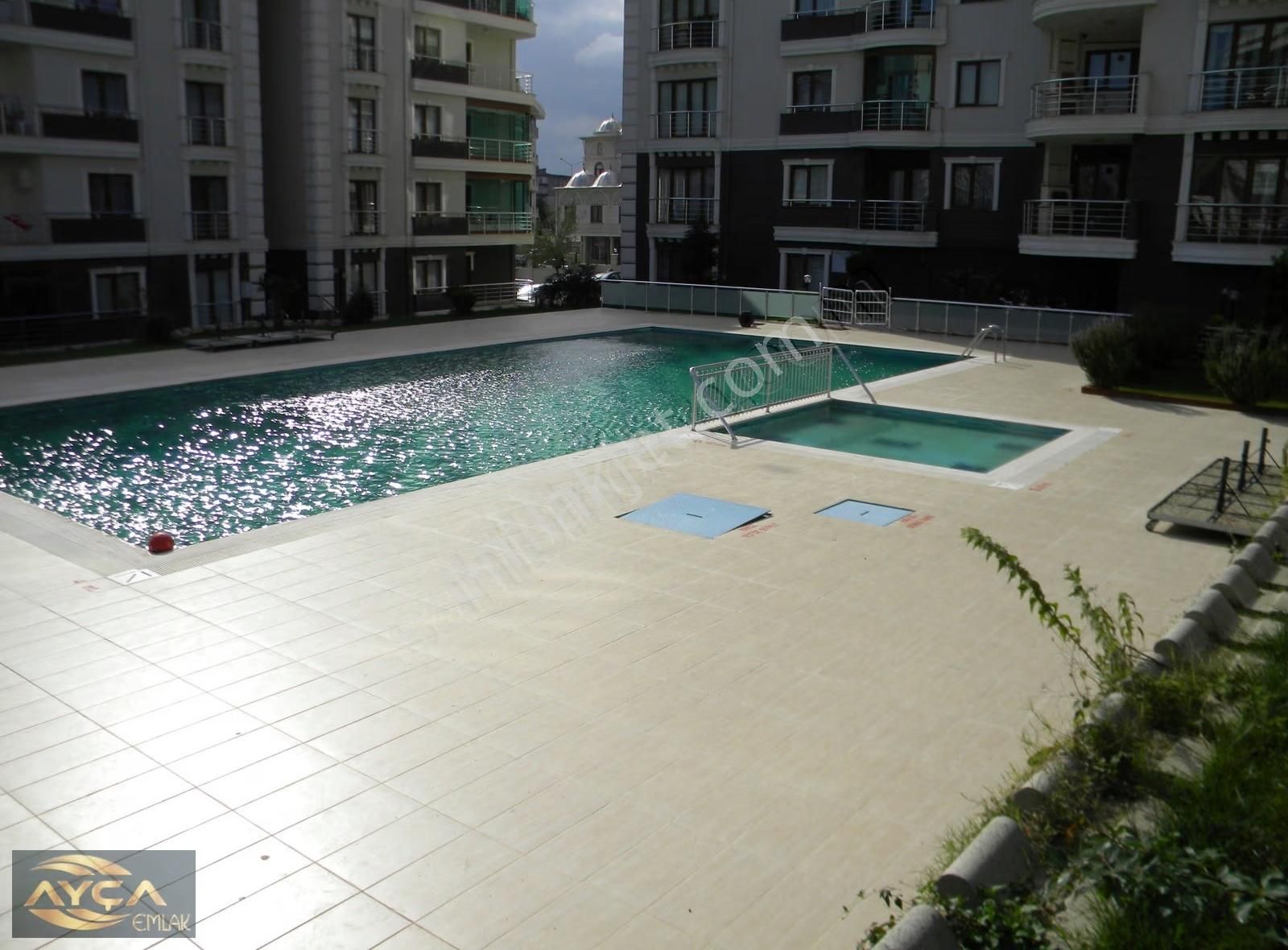 Sosyal Donatılı Eşyalı Ayçadan Kiralık Lüks 3+1 Arakat Daire - Görsel 13