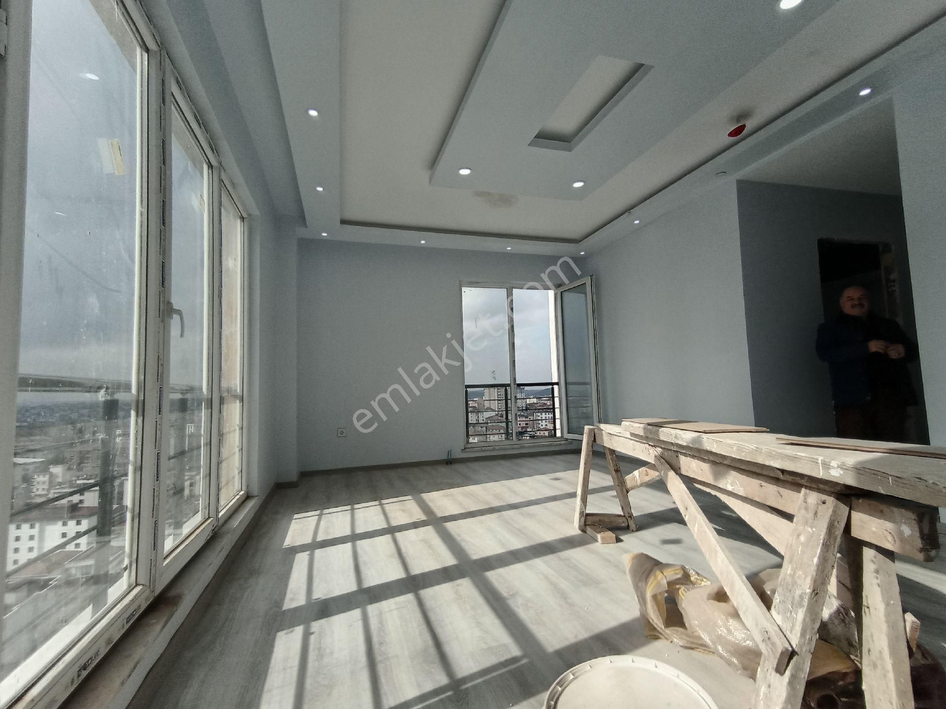Aşağı Dudullu  Mah De Sitede 3+1,115m2 - Görsel 10