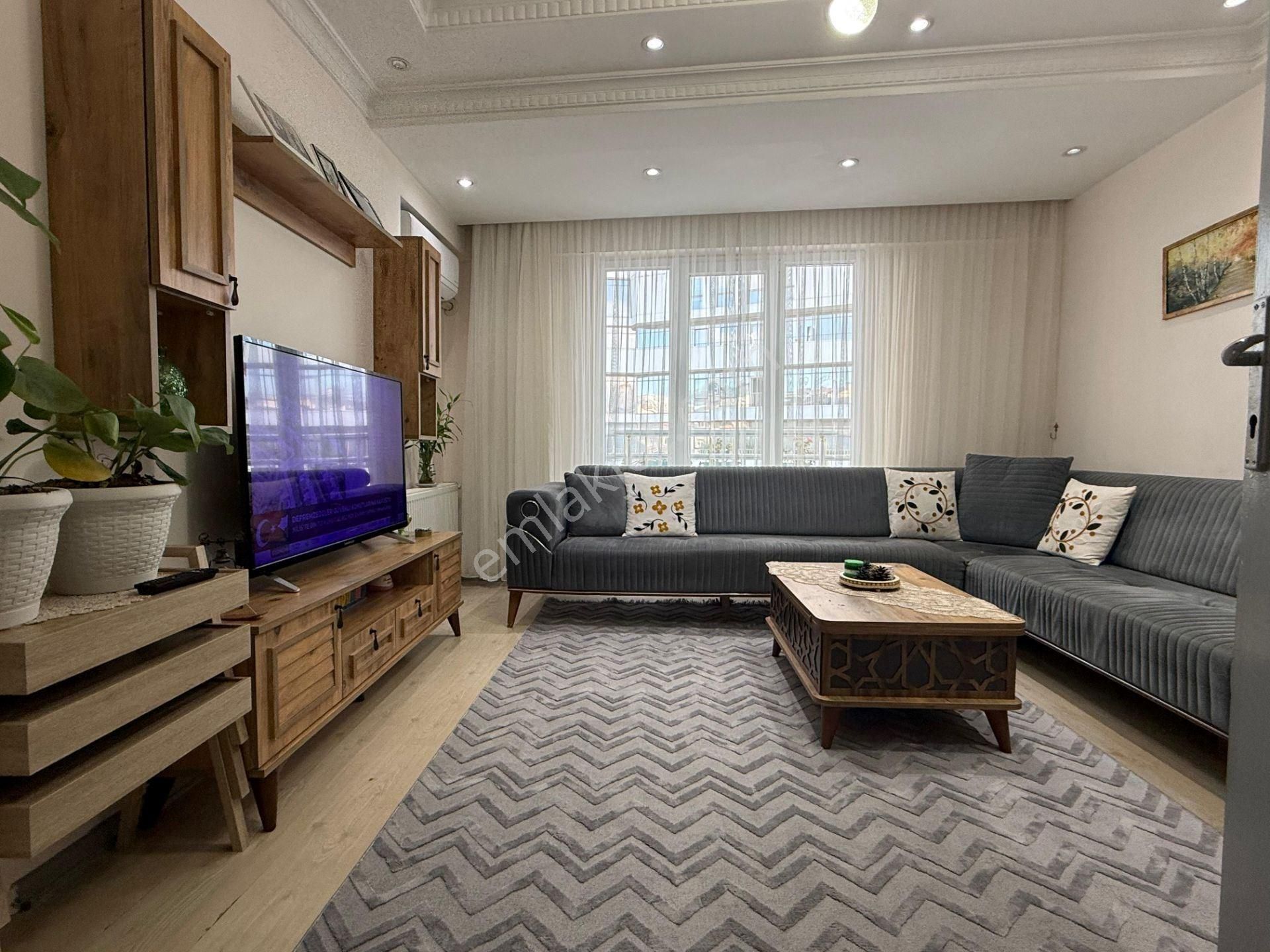 Halkalı İnönü'de Satılık 4+2 Dubleks Daire - Krediye Uygun