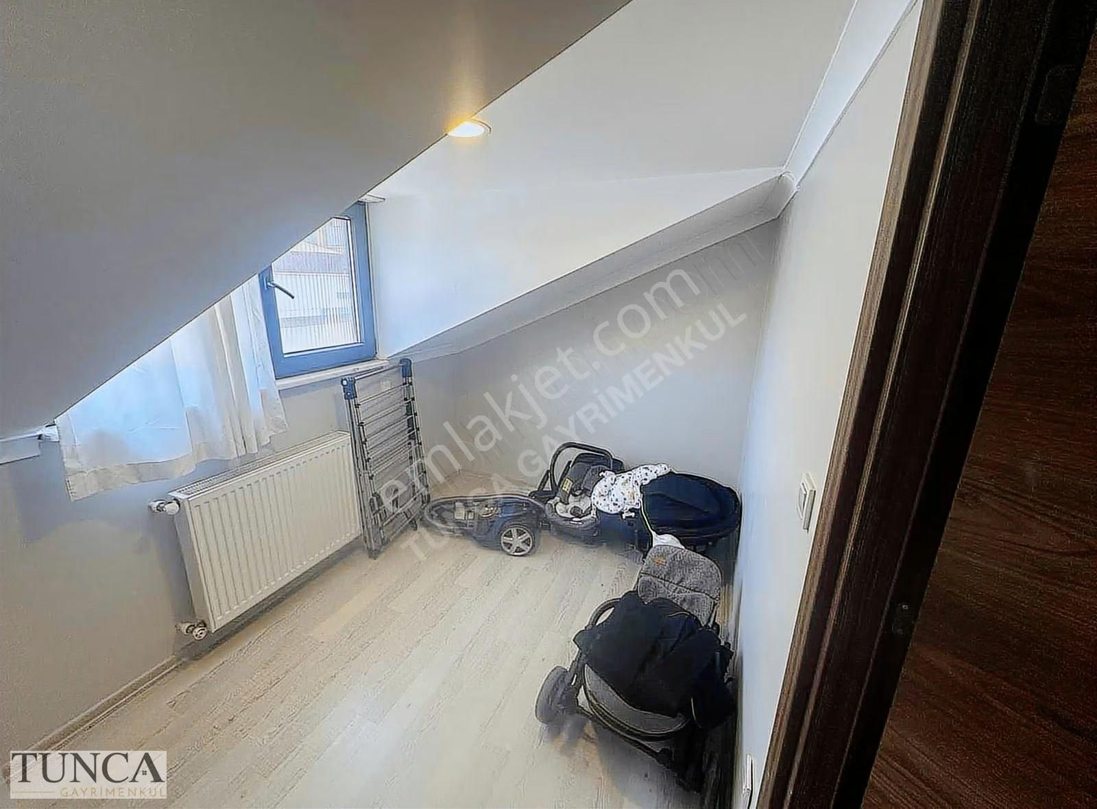 Fındıklı Merkezi Konum Kiralık 2+1 Daire - Görsel 19