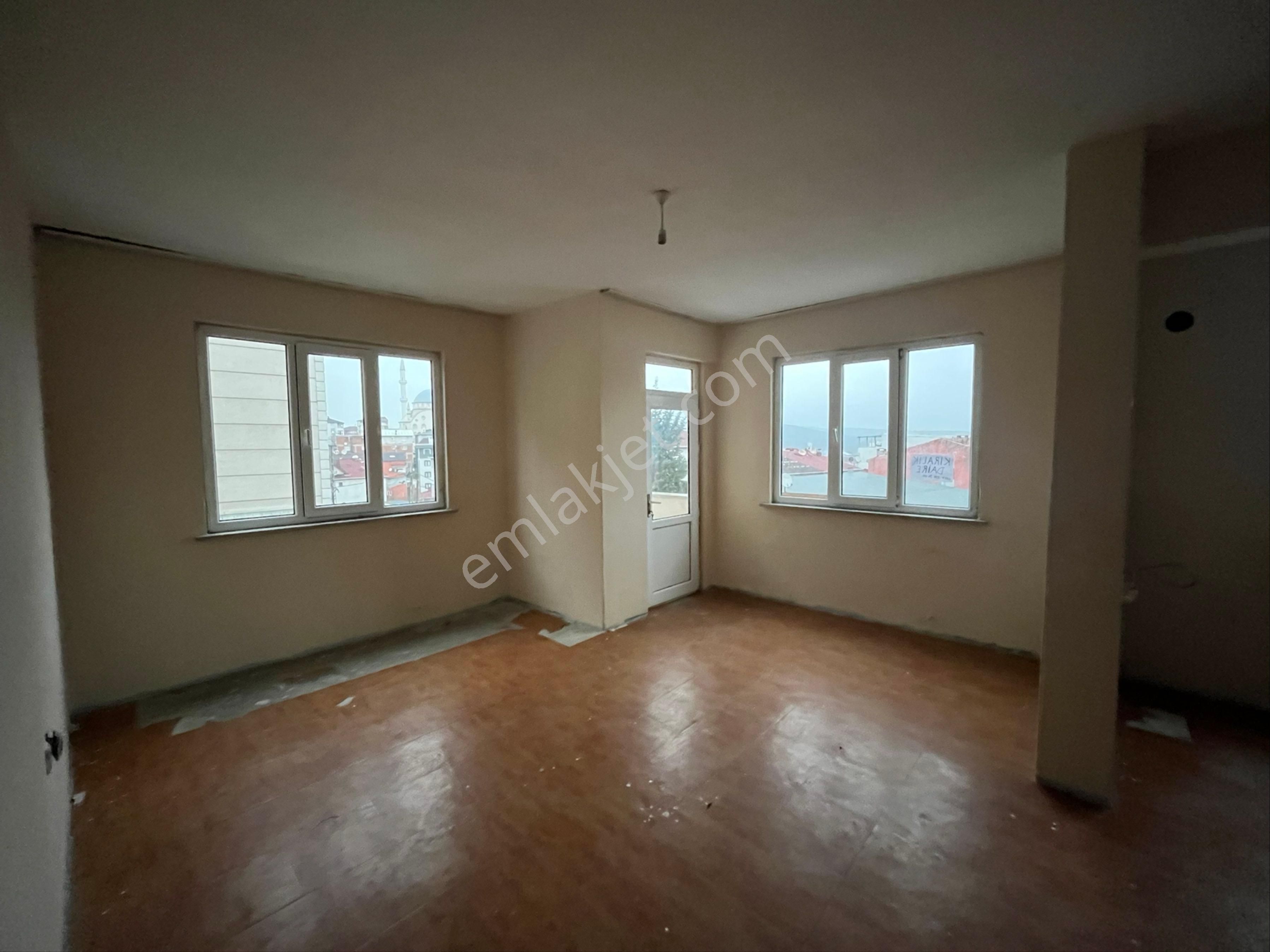 Petrol Yolunda 2+1 2. Katta Kiralık Daire - Görsel 3