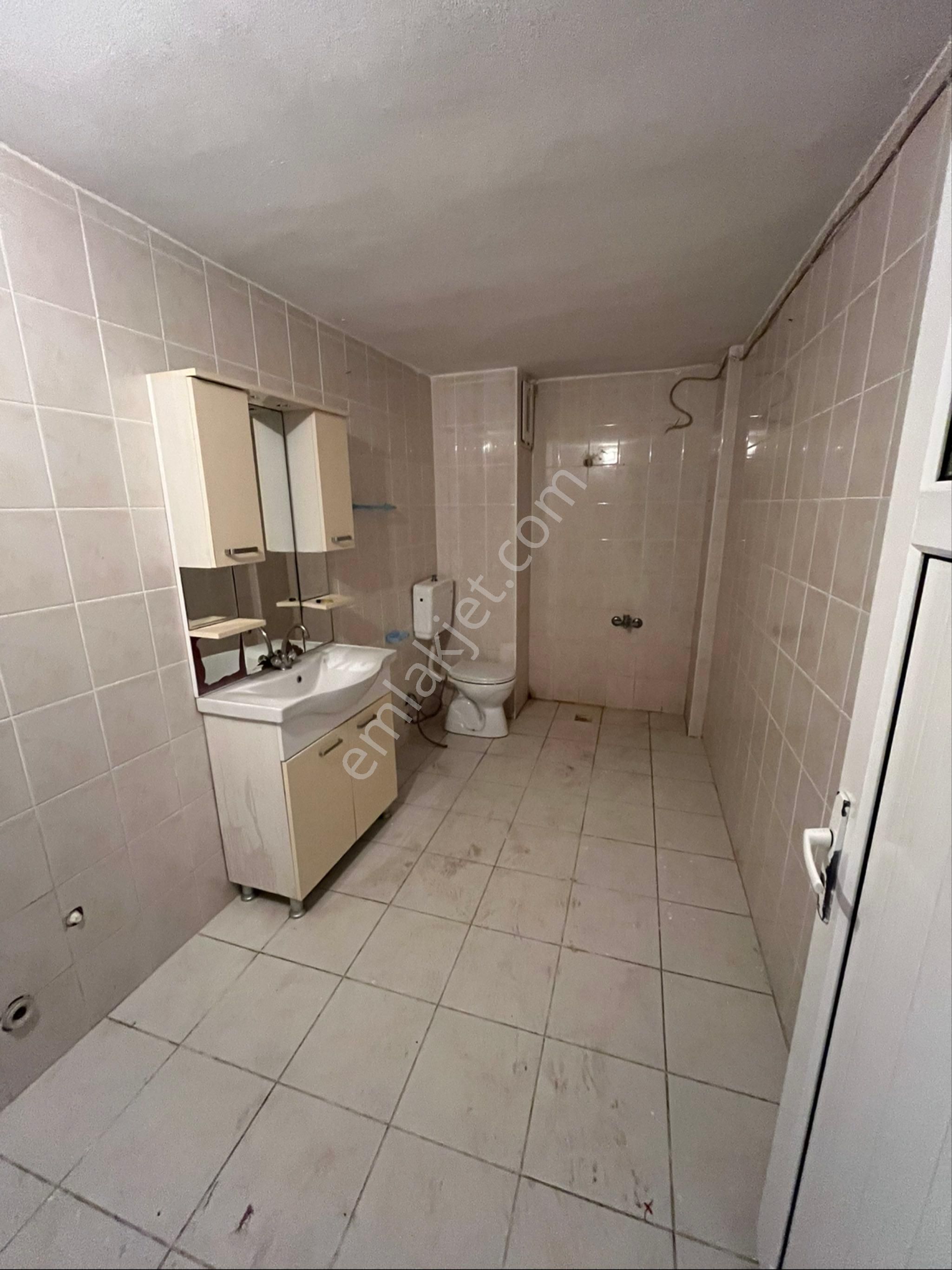 Petrol Yolunda 2+1 2. Katta Kiralık Daire - Görsel 11