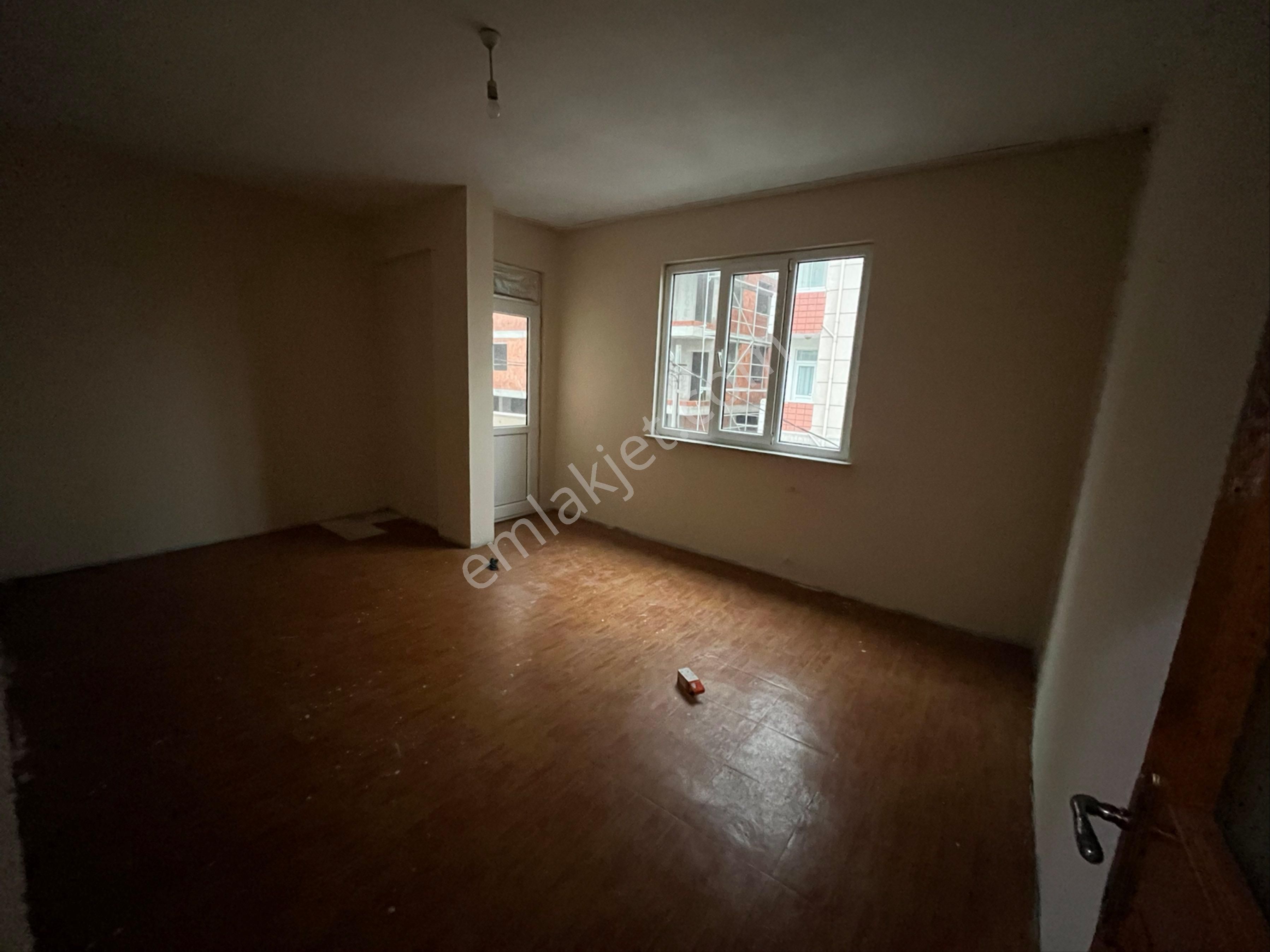 Petrol Yolunda 2+1 2. Katta Kiralık Daire - Görsel 9