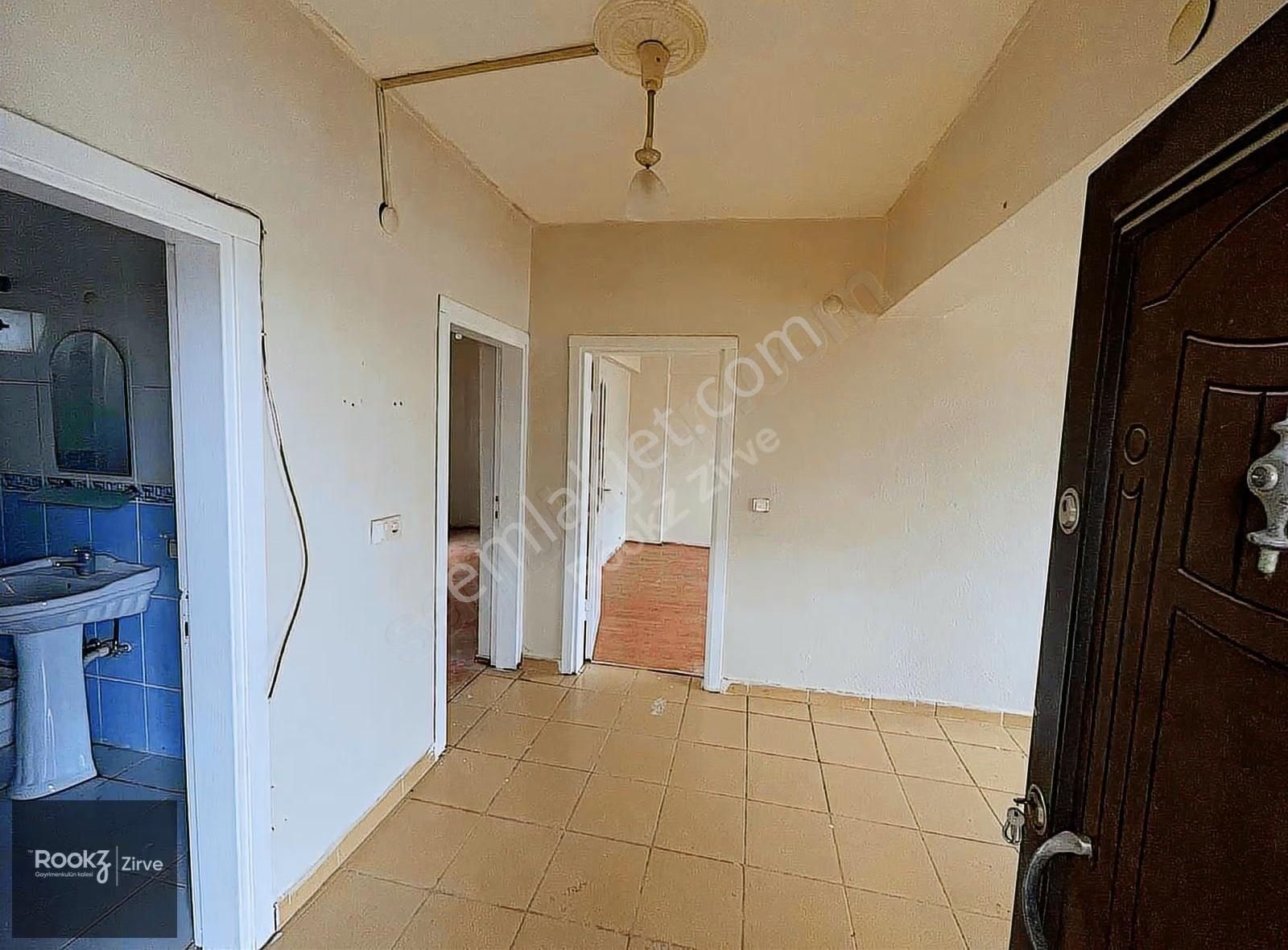 Yalova Çiftlikköyde 2+1 Ara Kat Kiralık Daire - Görsel 5