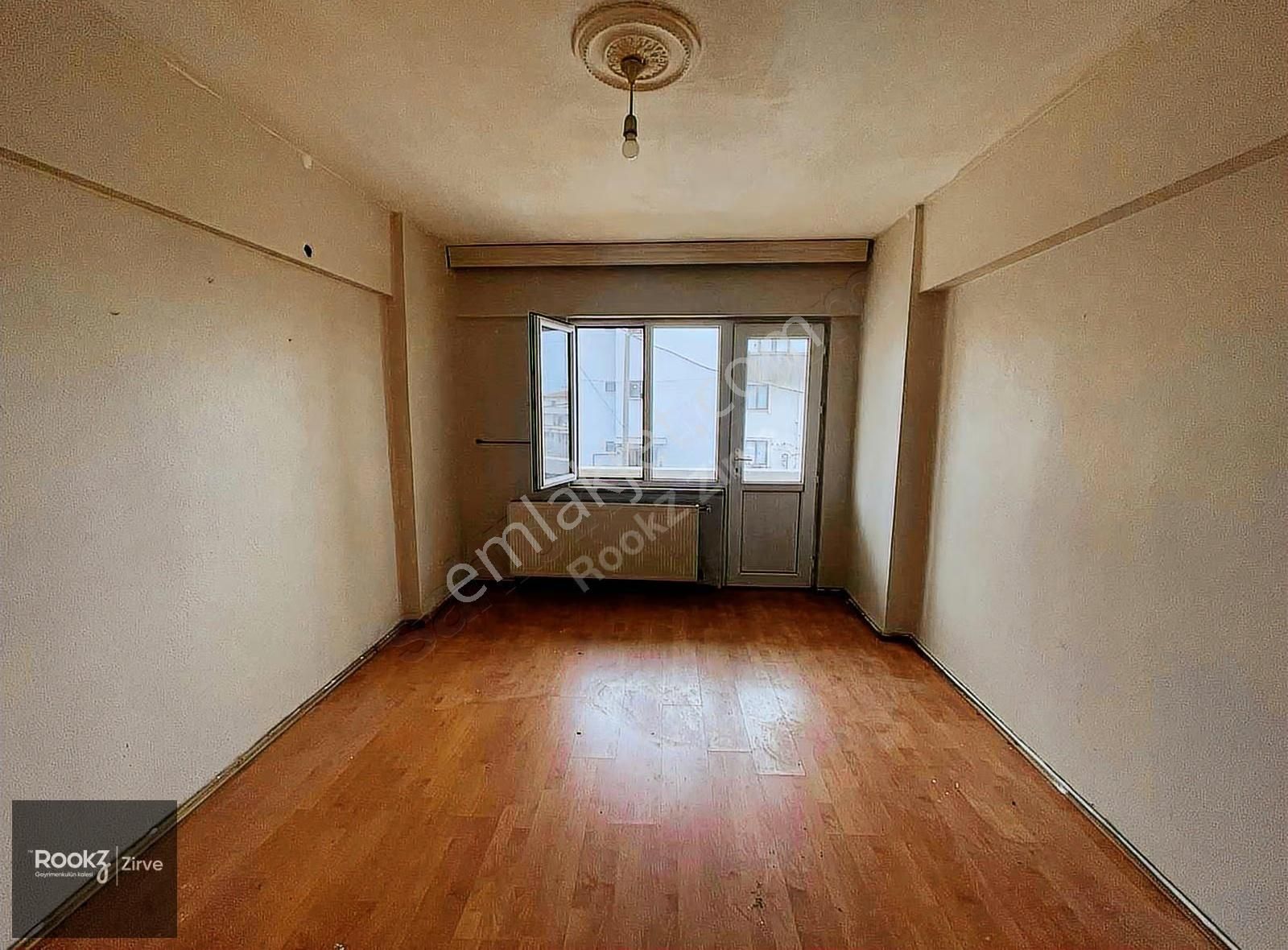 Yalova Çiftlikköyde 2+1 Ara Kat Kiralık Daire - Görsel 6