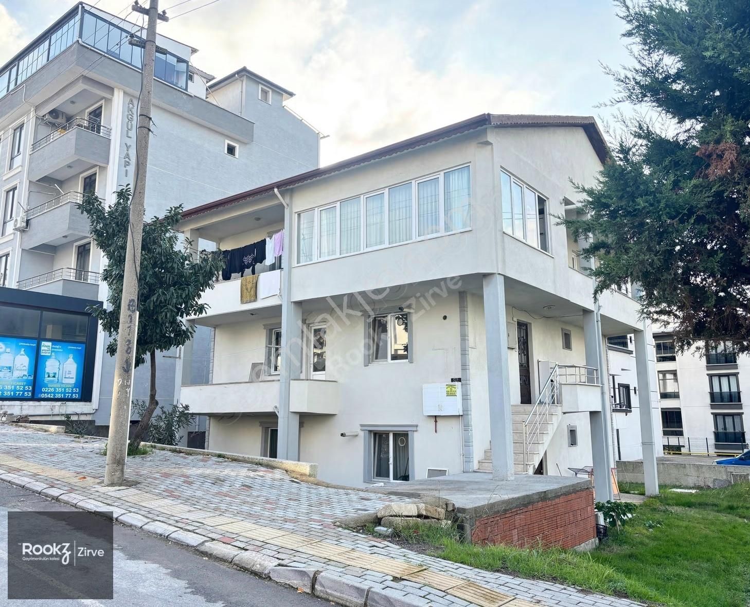 Çiftlikköy Mehmet Akif Ersoy Mahallesinde Kiralık 2+1 Daire - Görsel 5