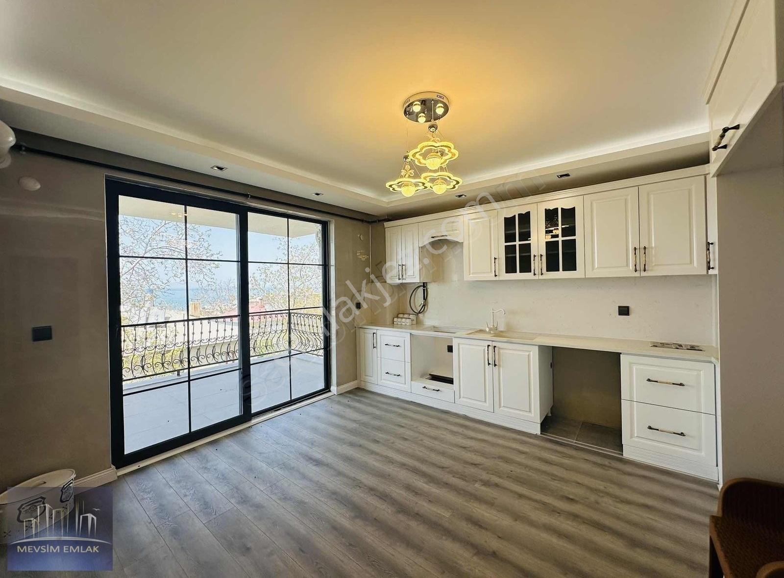 Van Edremitte Satılık 930 M2 Sıfır Villa Çift Daireden Oluşuyor - Görsel 12