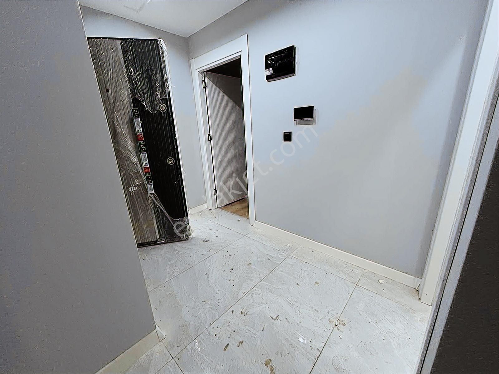 İstasyonda Marmaraya 5dk 2+1 Bahçe Katı - Görsel 16