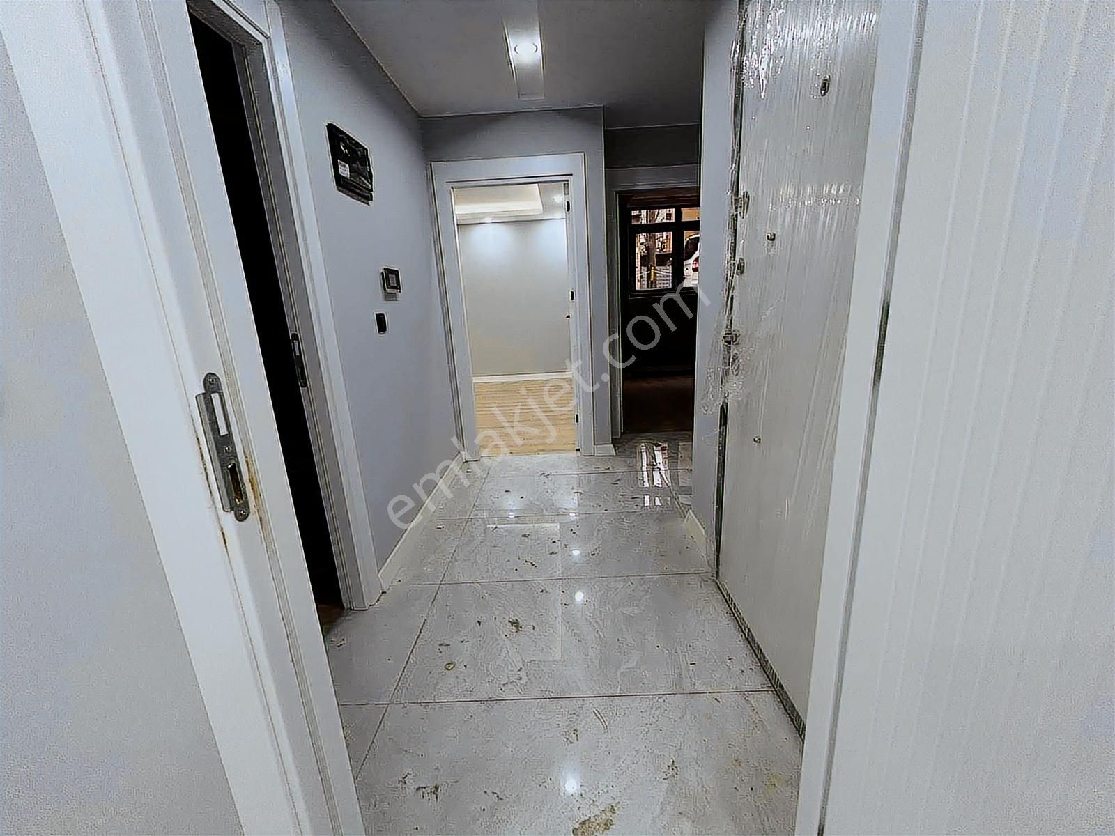 İstasyonda Marmaraya 5dk 2+1 Bahçe Katı - Görsel 5