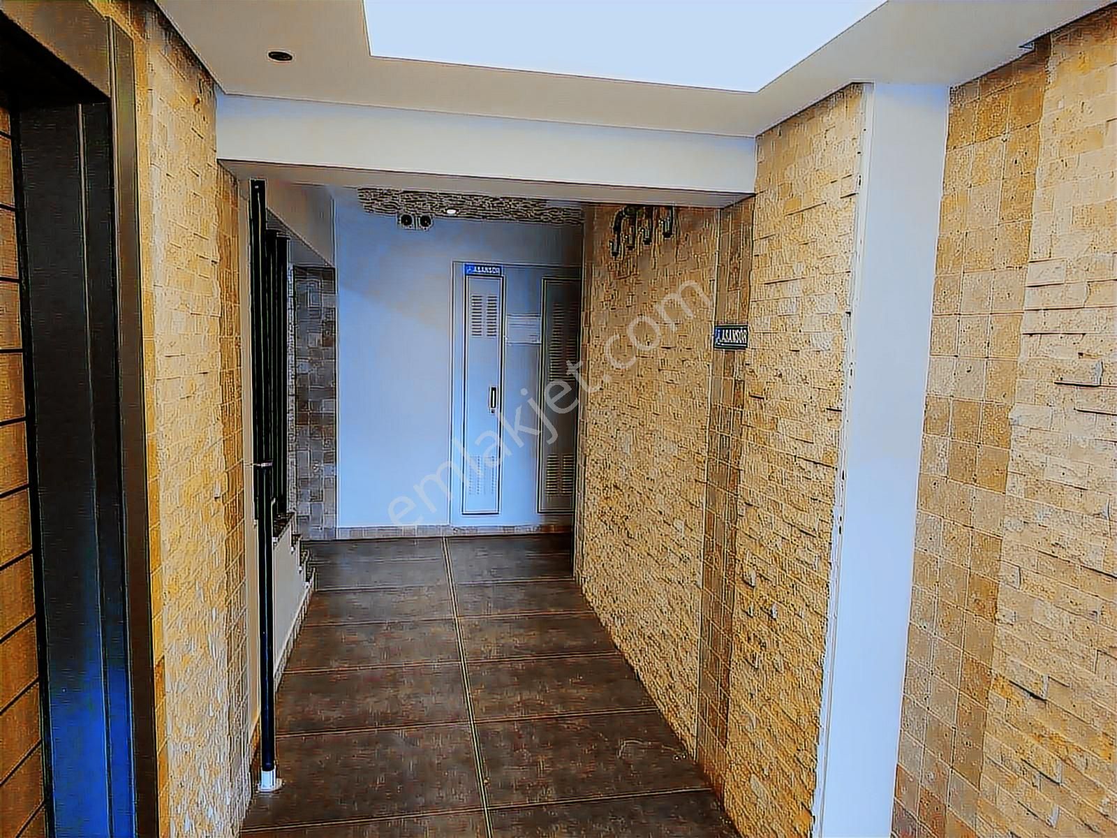 Üsküdar 130m2 Müstakil Bahçeli Satılık 2+1 Sıfır Düz Giriş - Görsel 5