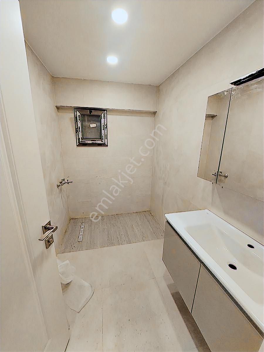 Üsküdar 130m2 Müstakil Bahçeli Satılık 2+1 Sıfır Düz Giriş - Görsel 11