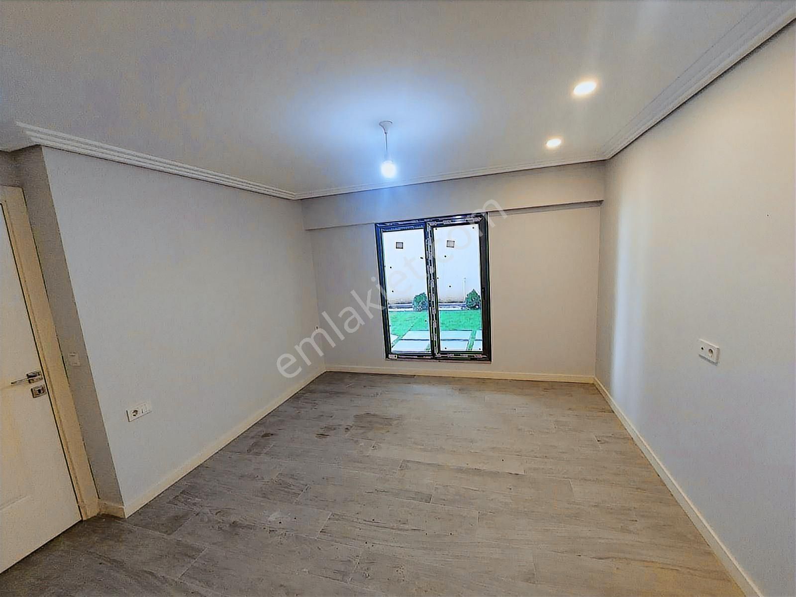 Üsküdar 130m2 Müstakil Bahçeli Satılık 2+1 Sıfır Düz Giriş - Görsel 9