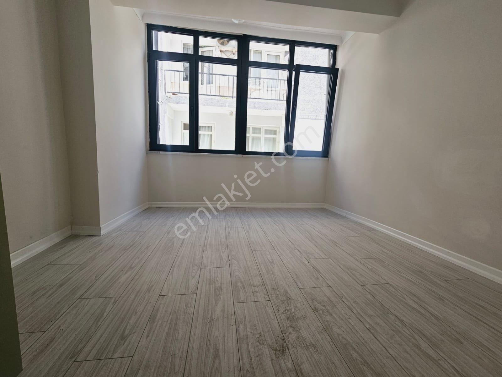 Cantan'dan Akçayda 2+1 Lüks Ön Cephe Denize Kordona Çarşıya Yakın Daire - Görsel 23
