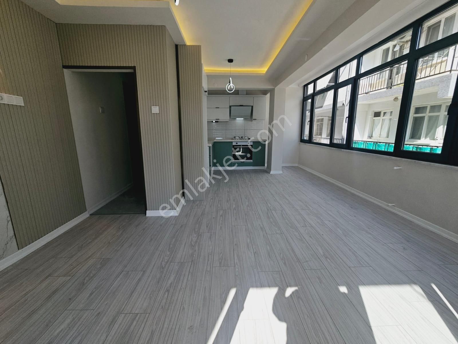 Cantan'dan Akçayda 2+1 Lüks Ön Cephe Denize Kordona Çarşıya Yakın Daire - Görsel 25