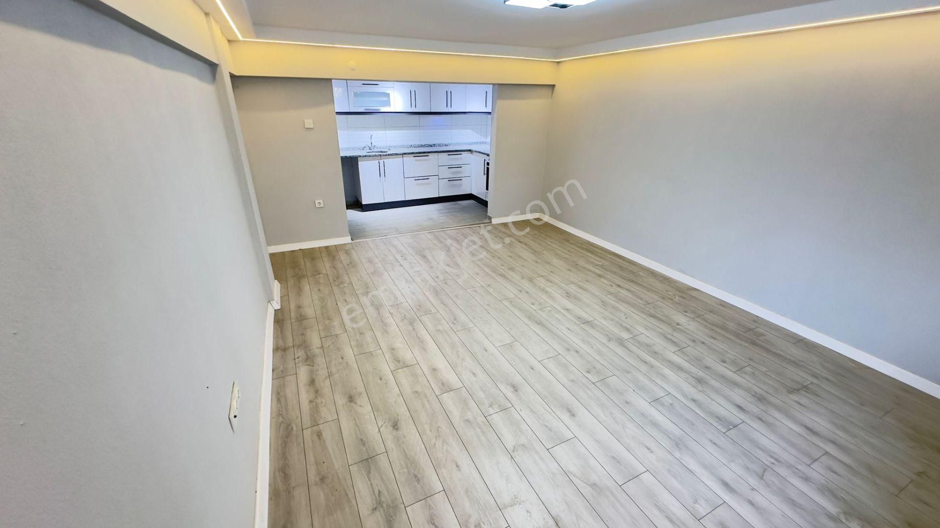 Yetki Cantandan Altınkumda 2+1 Müstakil Bahçeli Balkon Denize 100m - Görsel 13