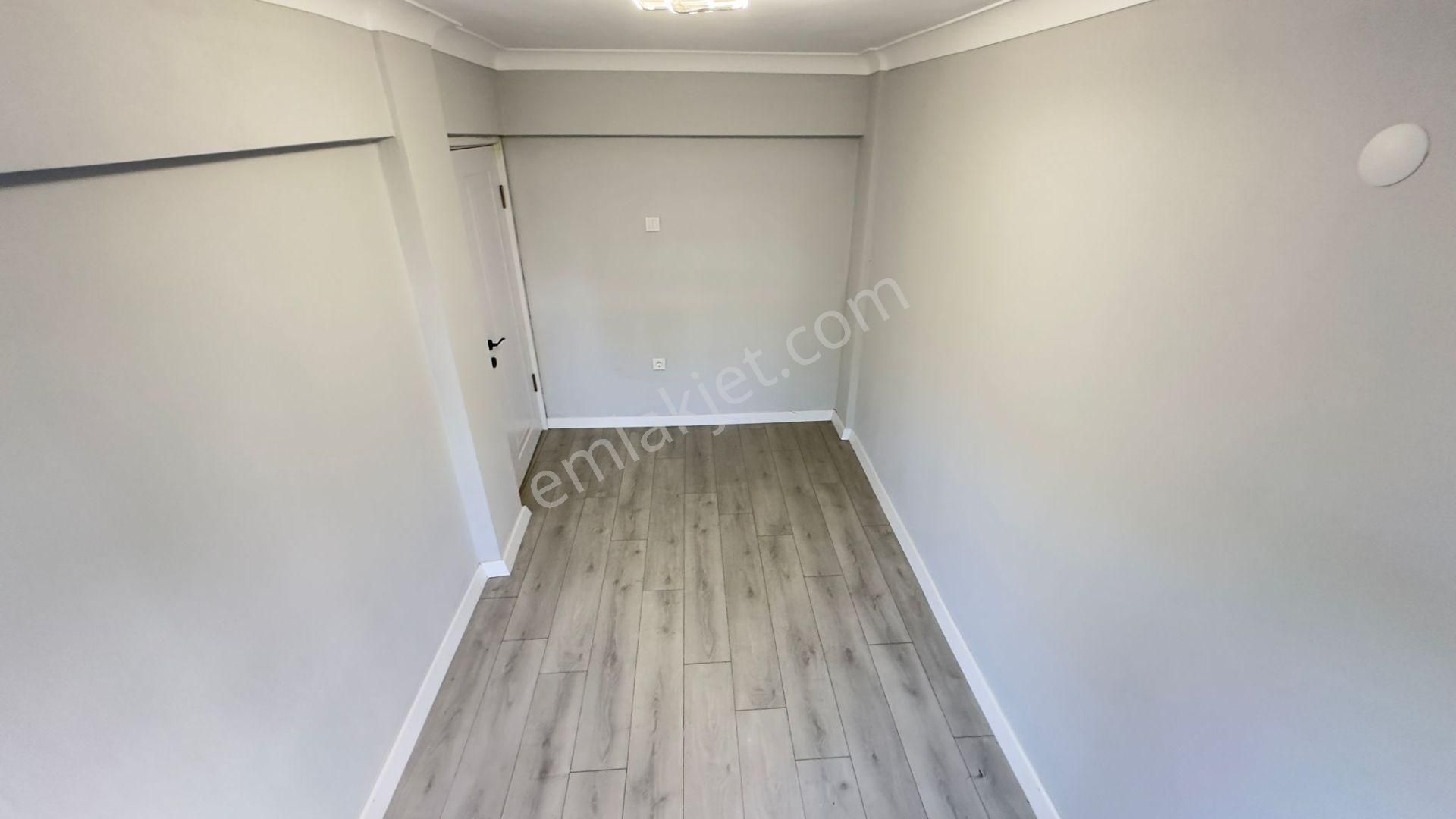Yetki Cantandan Altınkumda 2+1 Müstakil Bahçeli Balkon Denize 100m - Görsel 9