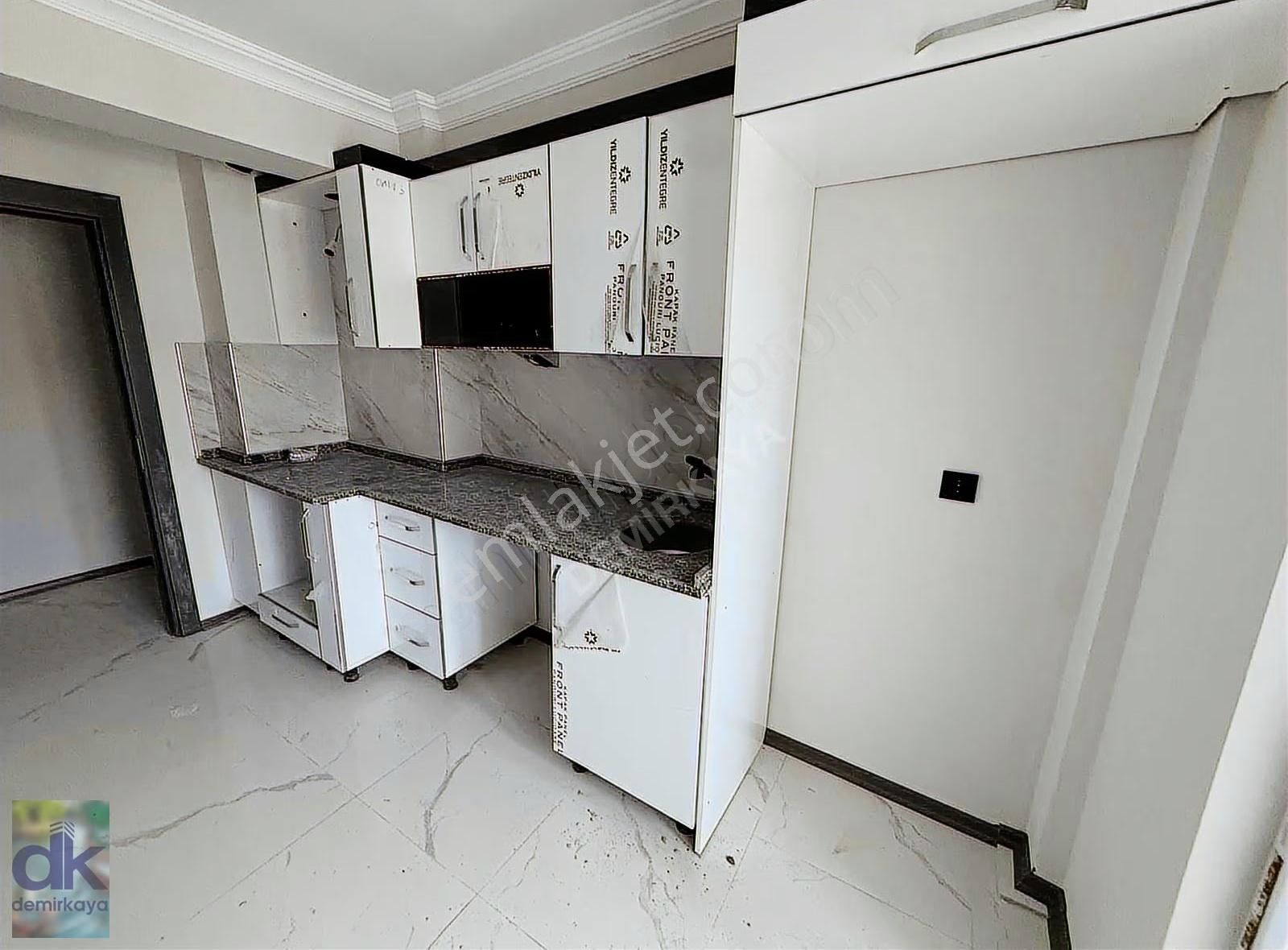 71 Evler Mahallesi Gelişen Bölgede Yatırımlık 2+0 Daire - Görsel 3