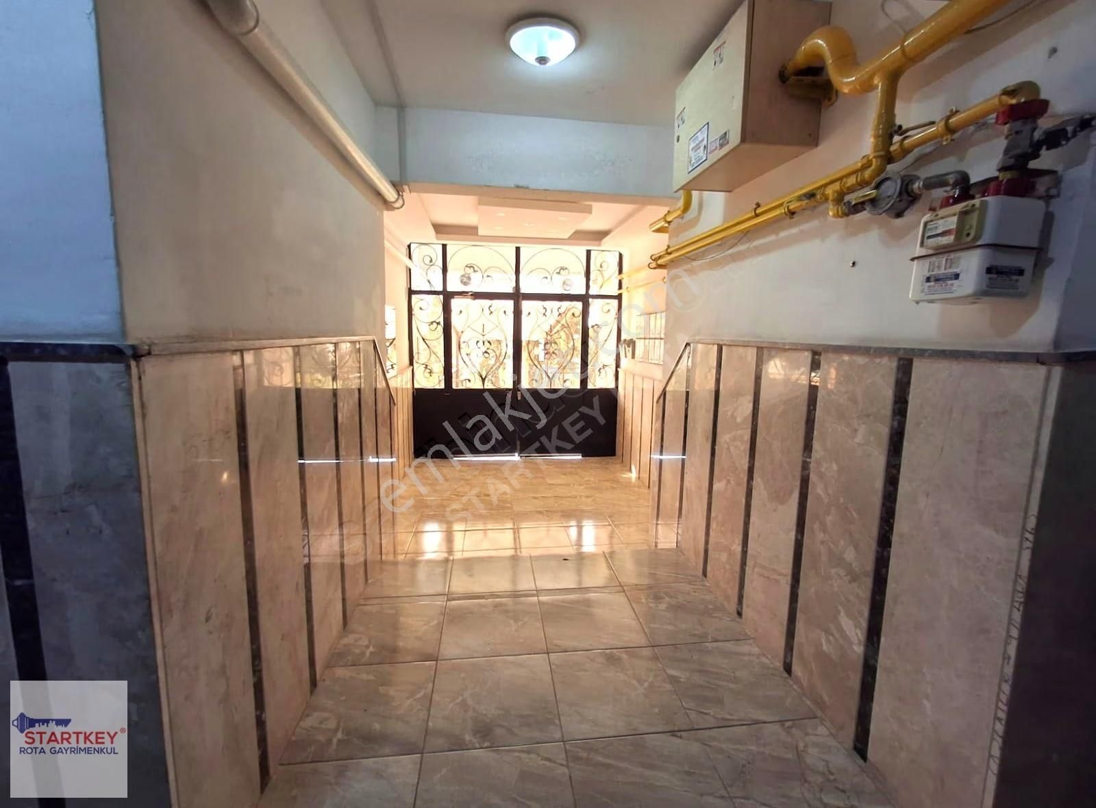 Çiğli Evka 5 'de Merkezi Konumda Ara Kat Kiralık 3+1 Daire - Görsel 22