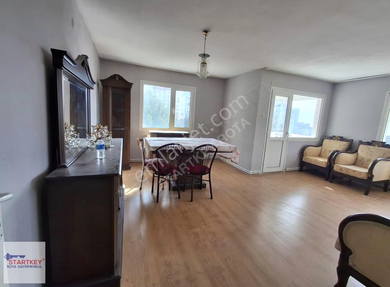 Çiğli Evka 5 'de Merkezi Konumda Ara Kat Kiralık 3+1 Daire - Görsel 26