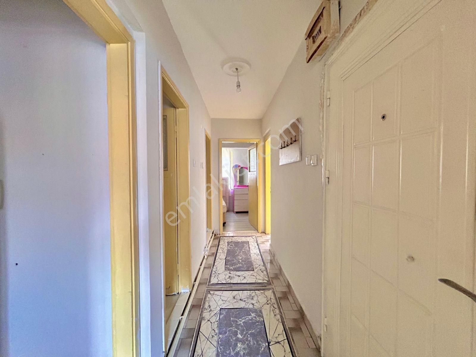 Çırpan Mahallesinde Satılık Eşyalı Arakat 2+1 Daire - Görsel 15